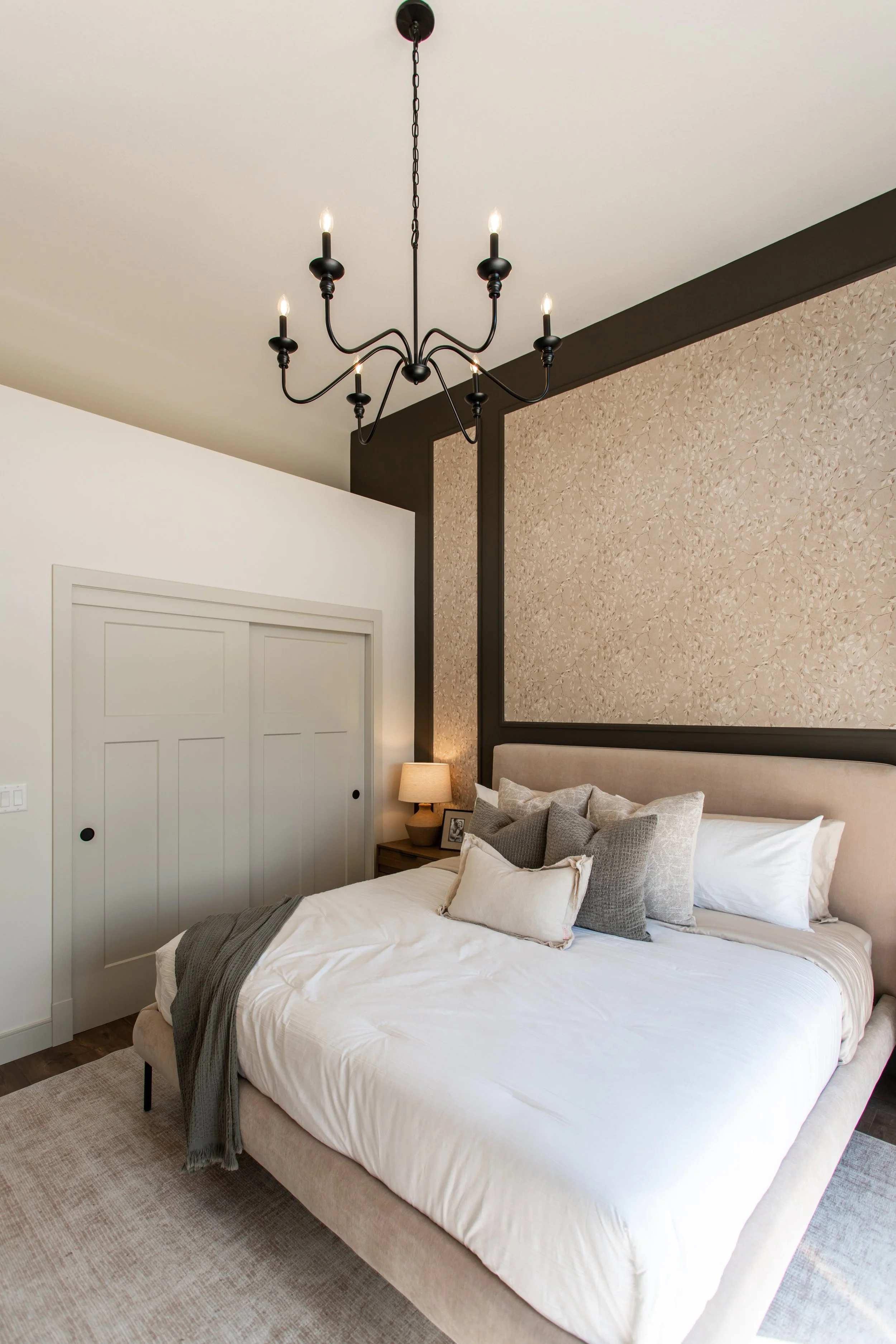 Regina F24 Cottage HR-89.jpg