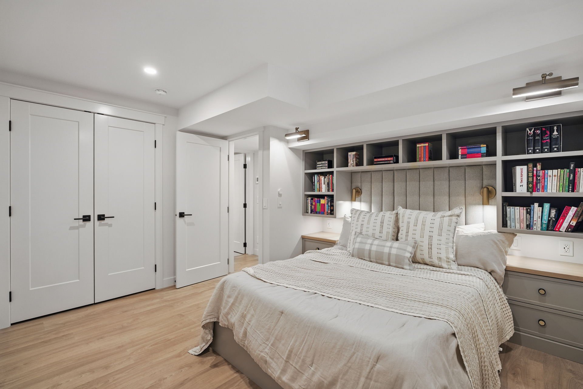 122 Kutz Cres-QuikSell-37.jpg