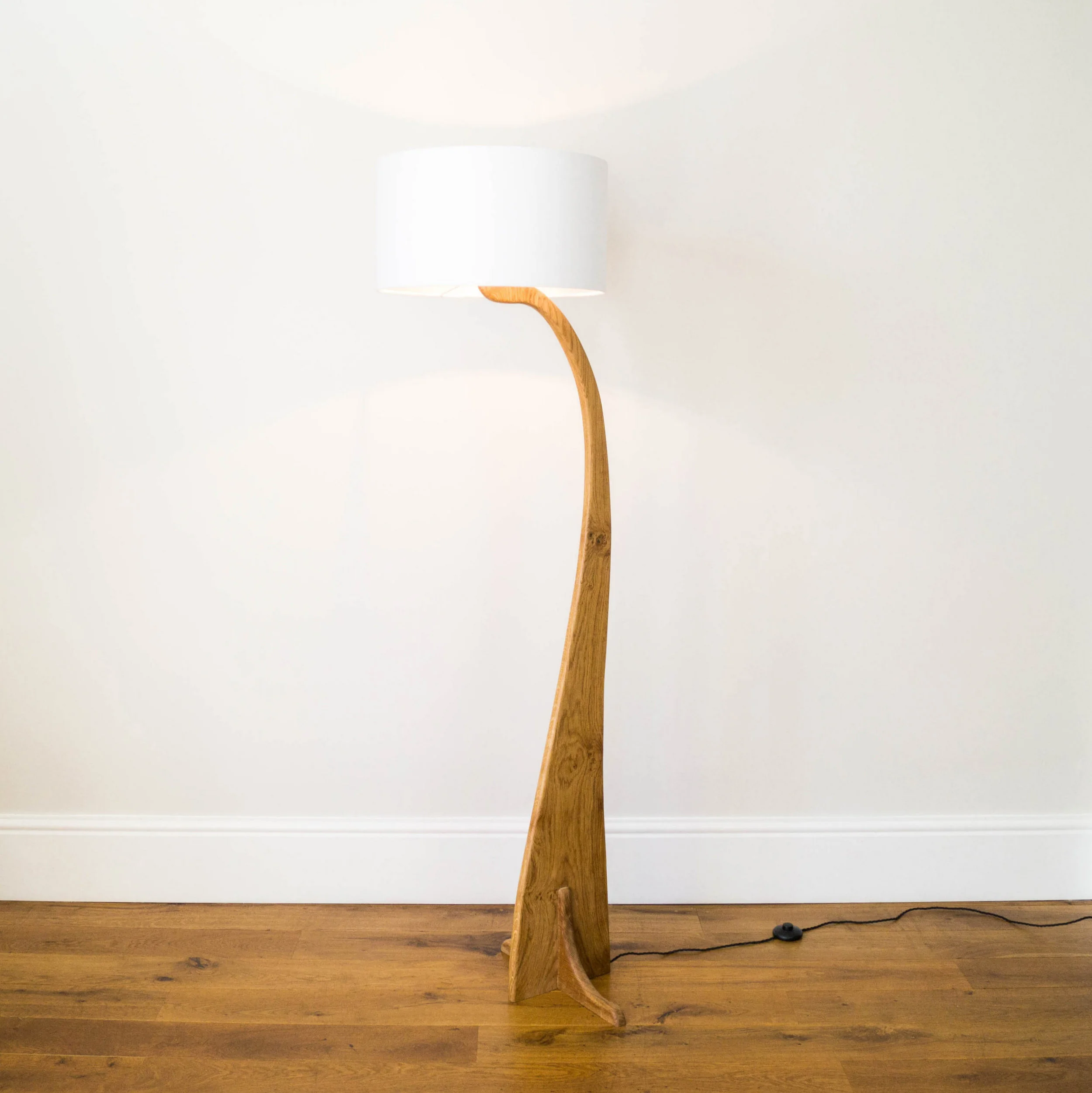 Flow Floor Lamp - Handmade oak standard light - modern wood furniture home lighting
