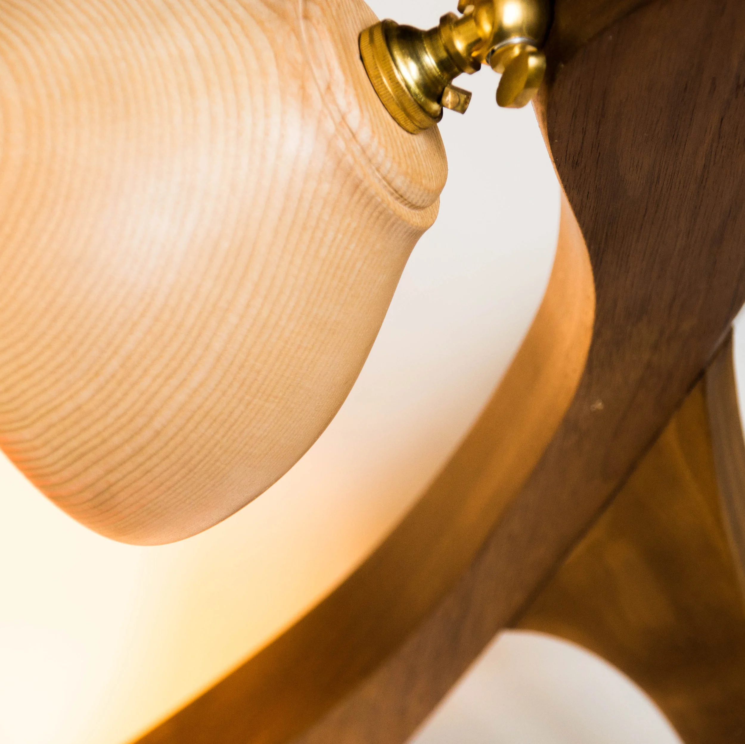 Desk lamp (9 of 18)-001.jpg