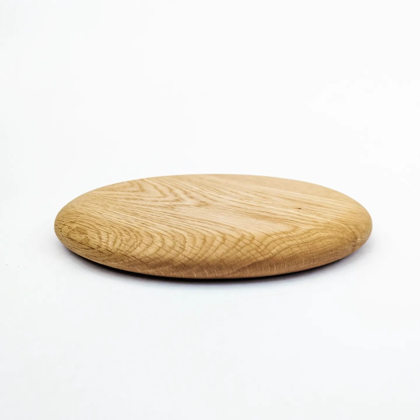 Liv Cornall Design Pebble cheese board 3.jpg