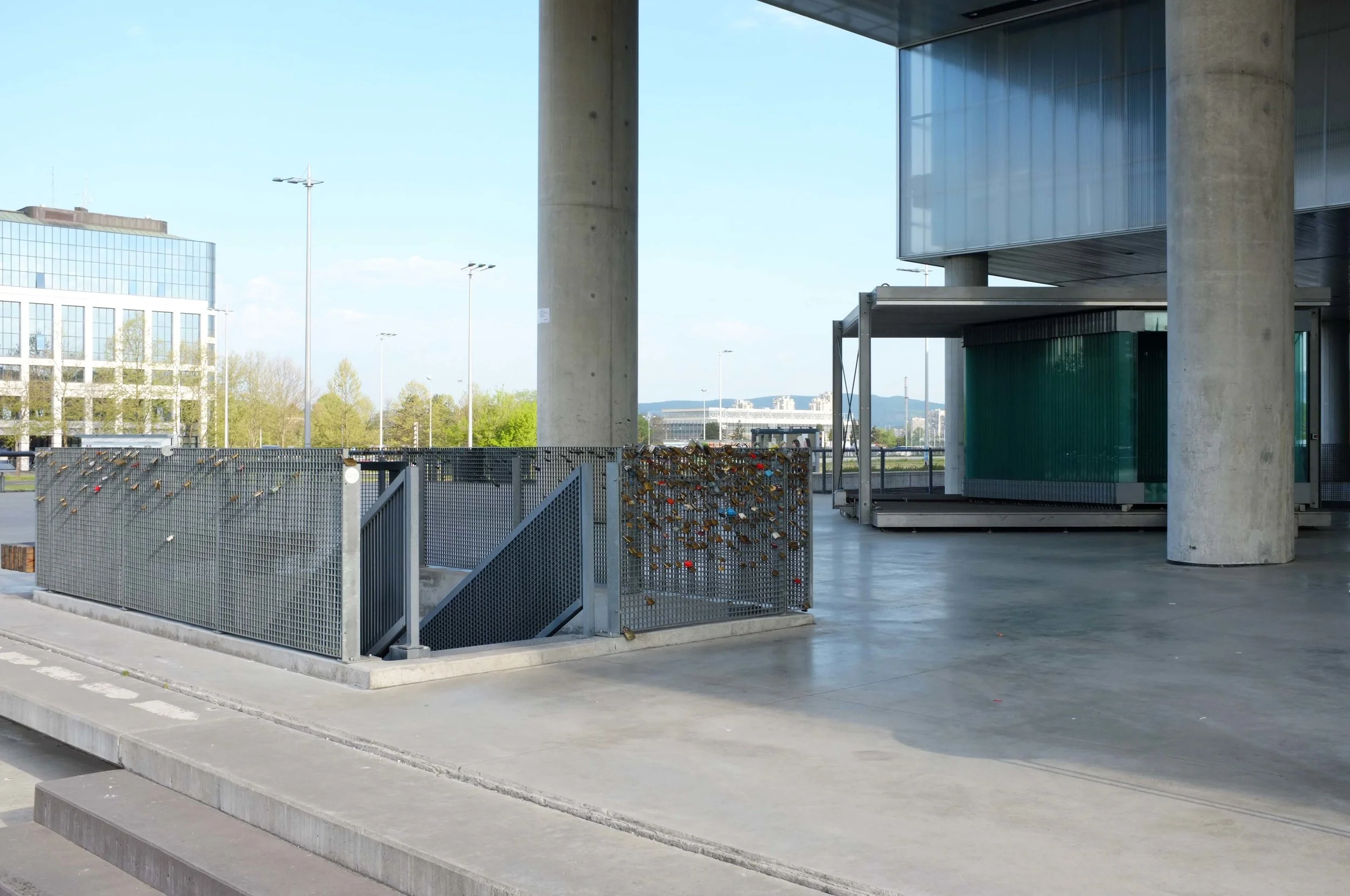FACTORY WORKERS UNITE (Padlock). Installation view Museum of Contemporary Art Zagreb, 2015