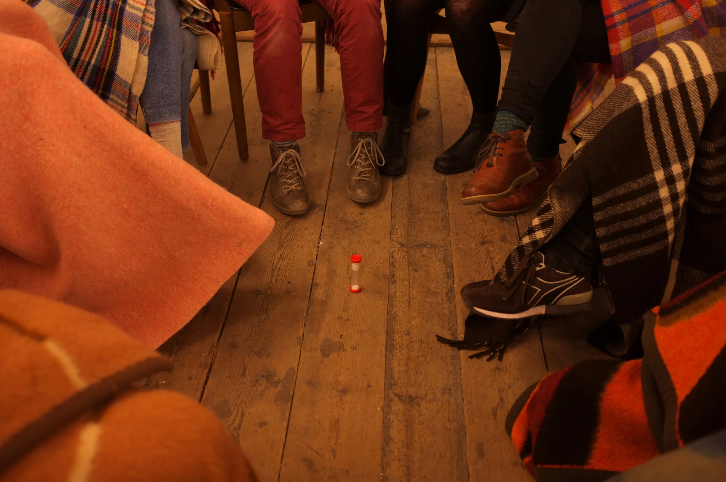 Frisk Flugt - Growing Silent. Hannah Anbert performance at New Shelter Plan, 2015