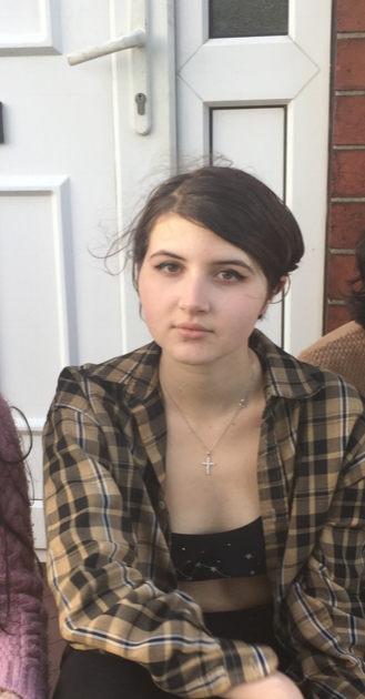 Alicia Moore.png