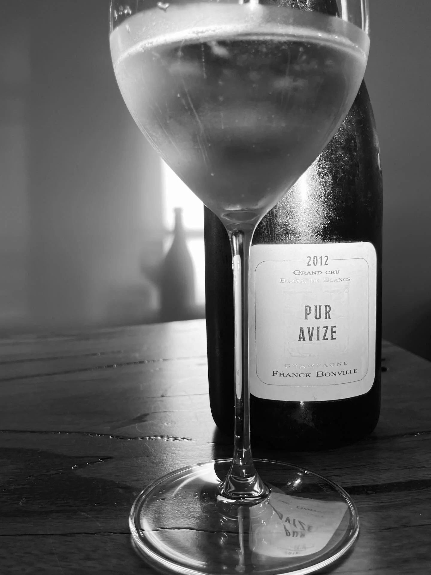 How does a wine become a 'Wine of Place' - a wine that represents terroir, from the heart and a story that can be shared without words, by tasting and feeling. 

Preparing for my upcoming wine class next weekend, I could hear this very special limite