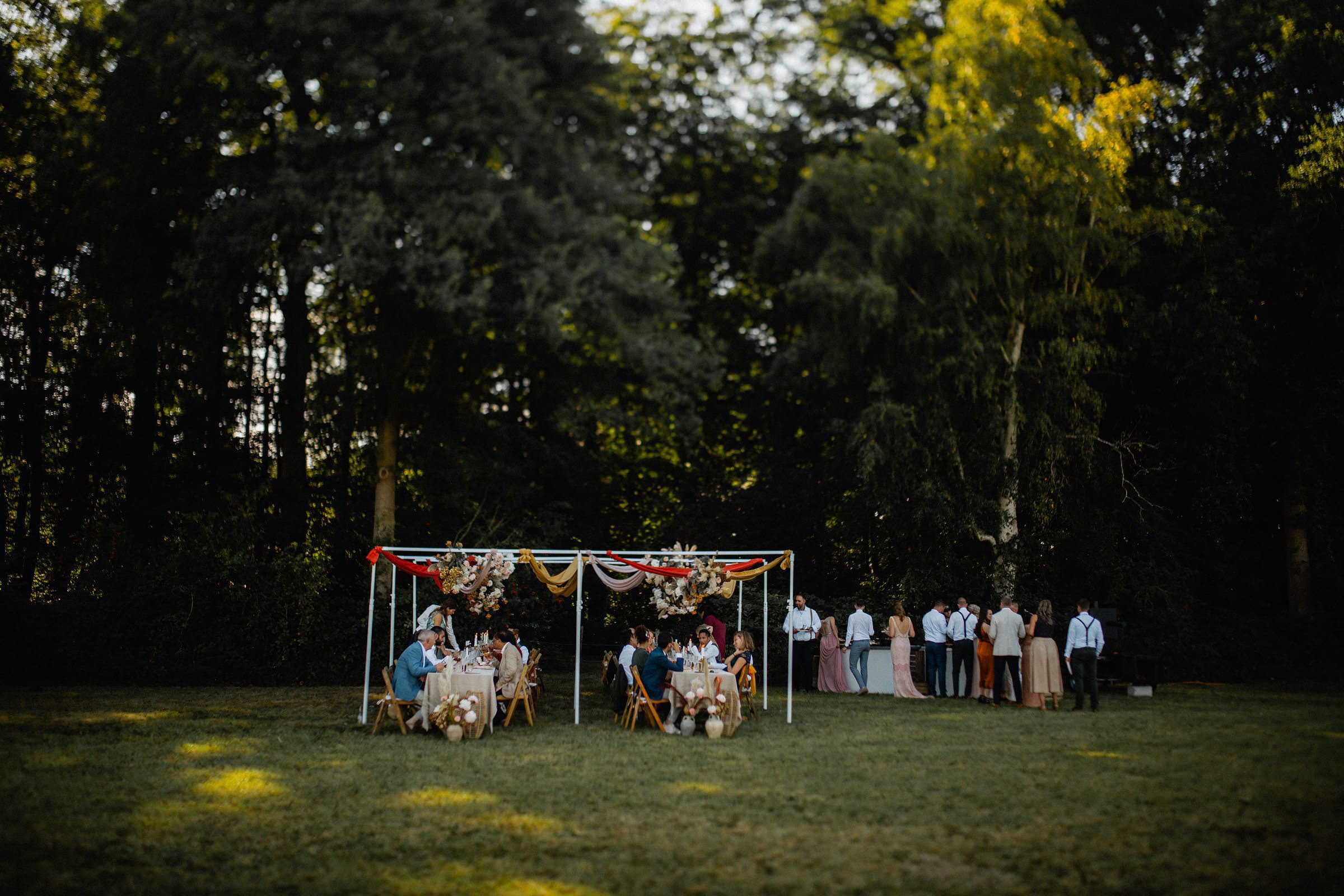 Super Fun Outdoor Summer Wedding with an Earthy Tone Color Palette081.jpg