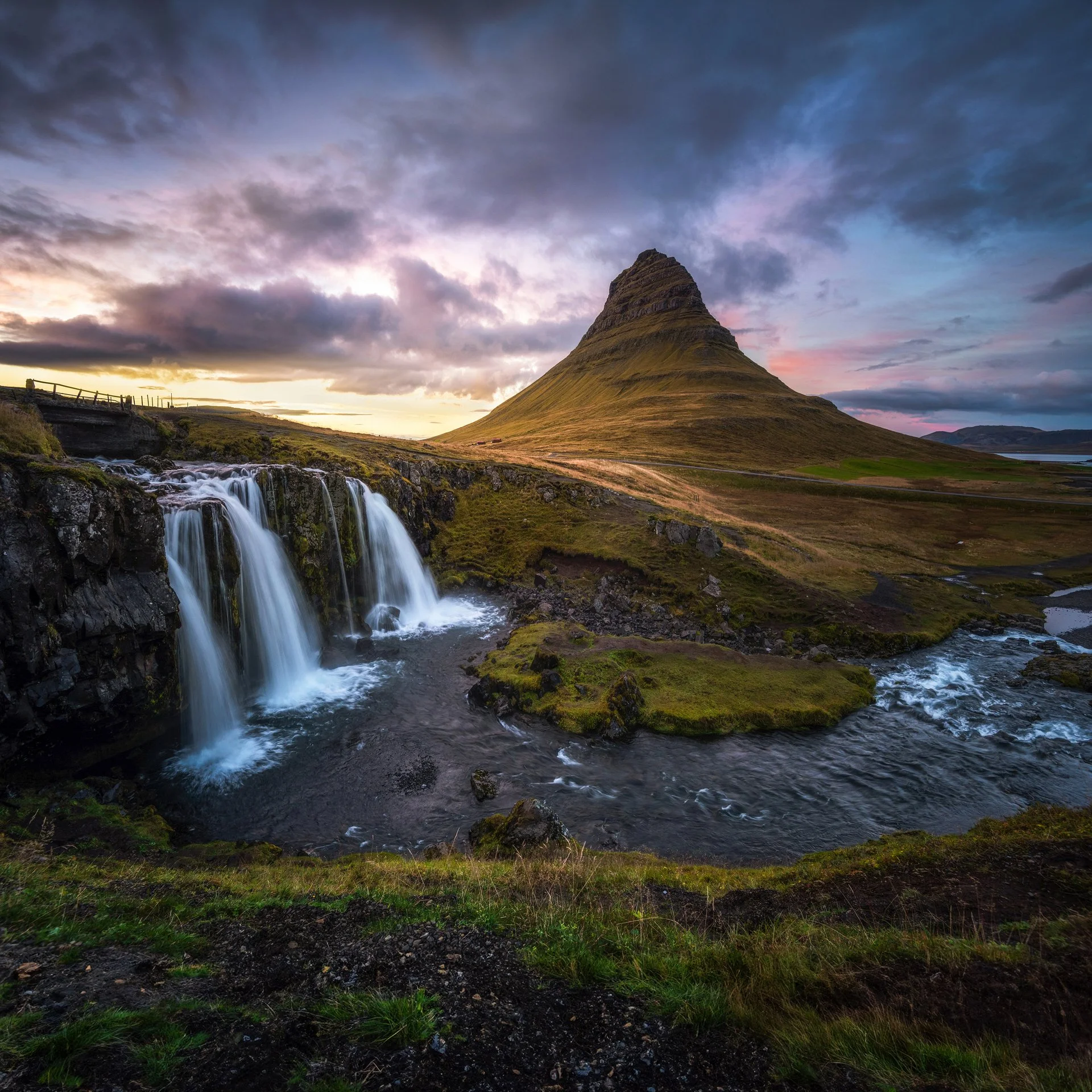  Kirkjufell, Iceland 