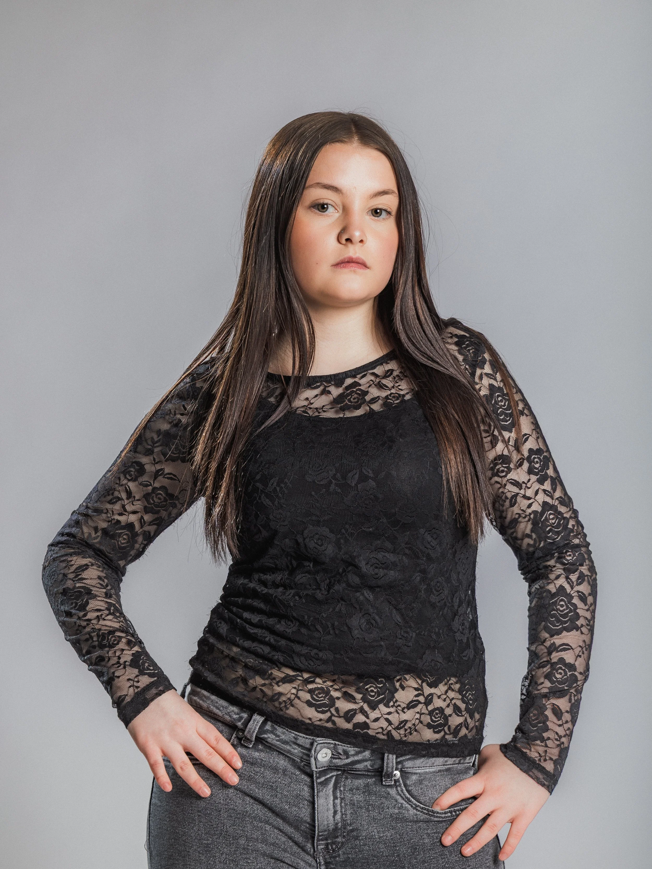 Fiona Halilaj-4.jpg