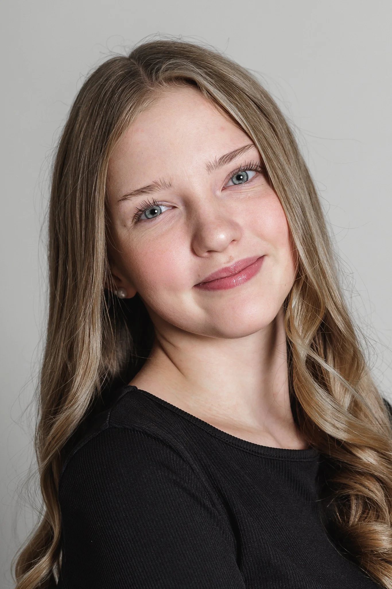 Sara-Mariella Narva__Z0A4734-Edit-2.jpg