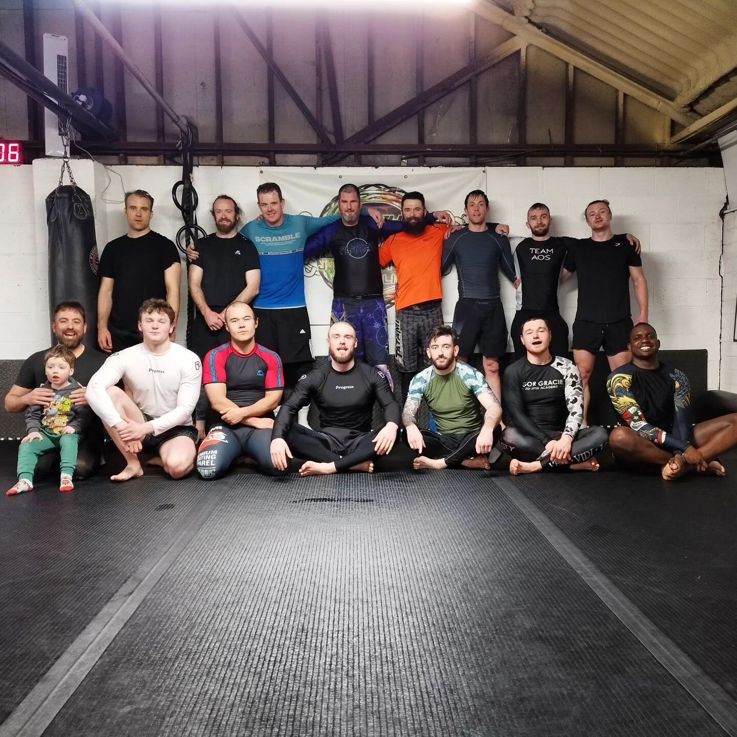 Bank holiday krew.
.
.
#bjj #grappling #10thplanet #bjjdublin #dublin