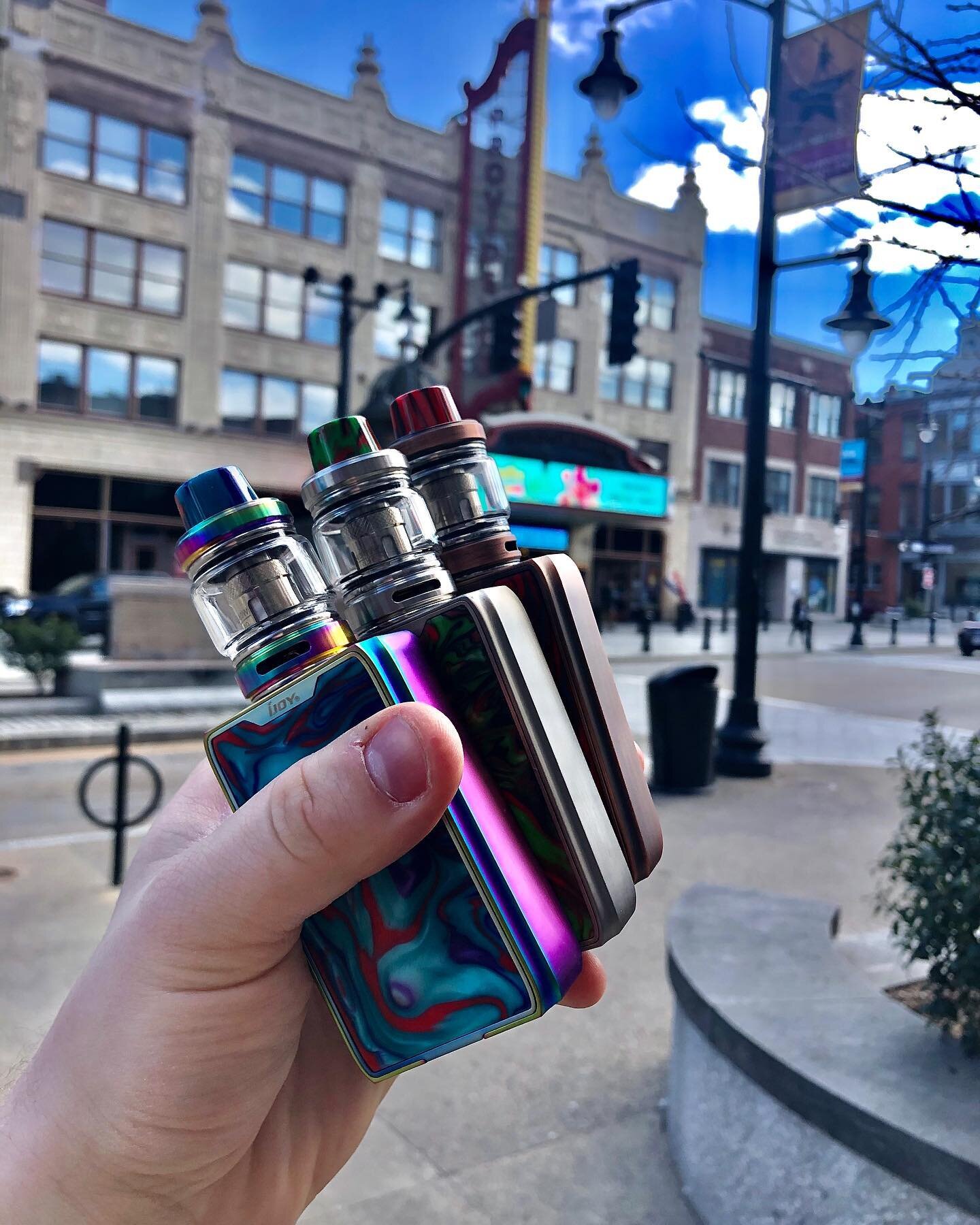 New mod alert 🚨🚨🚨🚨
Now stocked up with the new @ijoyusa shogun jr mod kit with internal batteries and a max wattage of 126! A great vape for beginners and experienced users alike!
&mdash;&mdash;&mdash;&mdash;&mdash;&mdash;&mdash;&mdash;&mdash;&md