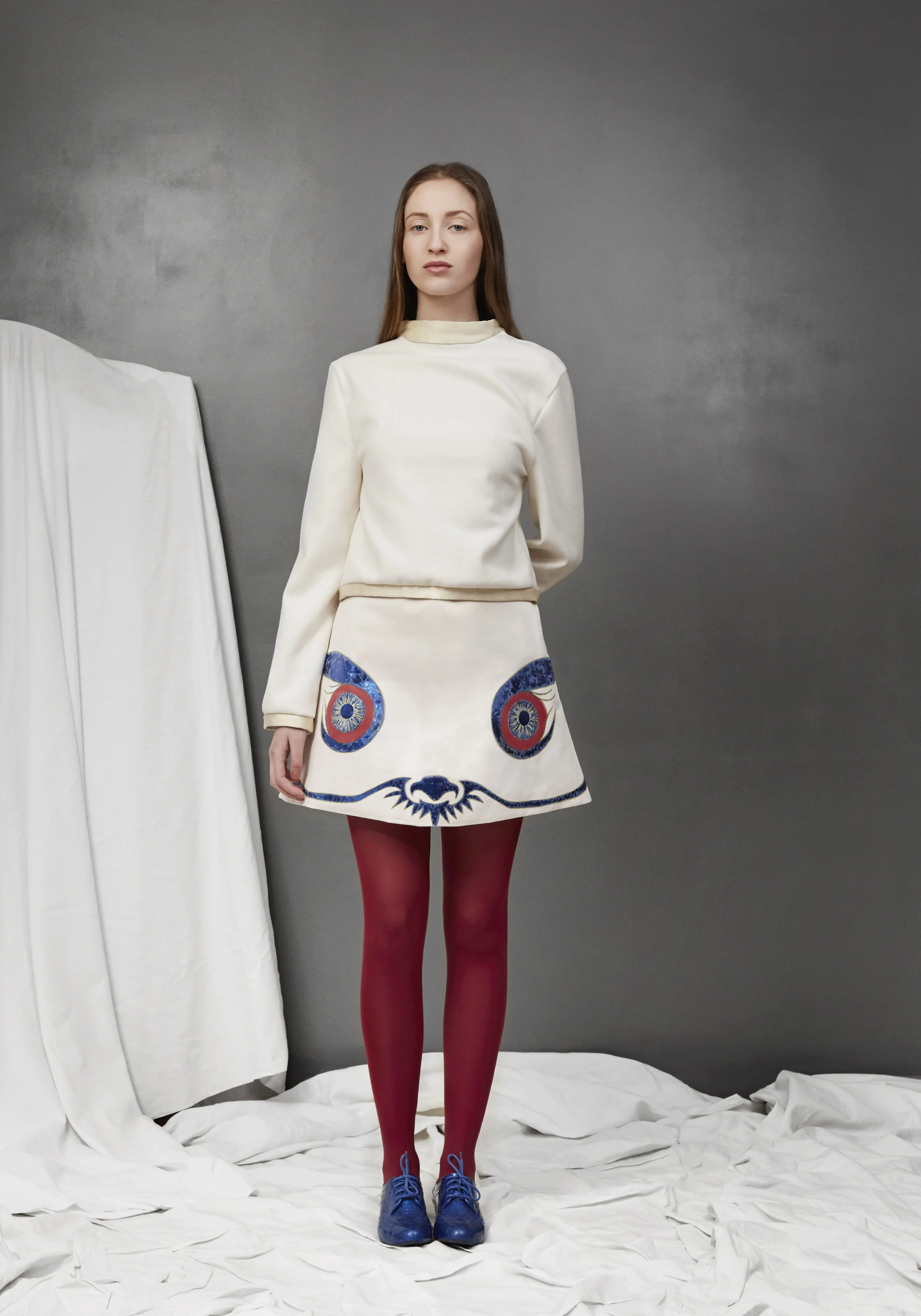 The cycle starts with the birth of the lover. The wound reflects the pain of her teenage and, as she affirms herself as a woman, she becomes a dragon, a deified figure. The idea of stabing is used as a metaphor which is also to be found in the sets of cuts and the superimpositions of fabrics. Precious fabrics are arranged with sportswear technical fabrics.
Normal
0
false
false
false
EN-US
X-NONE
X-NONE
/* Style Definitions */
table.MsoNormalTable
{mso-style-name:"Table Normal";
mso-tstyle-rowband-size:0;
mso-tstyle-colband-size:0;
mso-style-noshow:yes;
mso-style-priority:99;
mso-style-parent:"";
mso-padding-alt:0cm 5.4pt 0cm 5.4pt;
mso-para-margin-top:0cm;
mso-para-margin-right:0cm;
mso-para-margin-bottom:8.0pt;
mso-para-margin-left:0cm;
line-height:107%;
mso-pagination:widow-orphan;
font-size:11.0pt;
font-family:"Calibri","sans-serif";
mso-ascii-font-family:Calibri;
mso-ascii-theme-font:minor-latin;
mso-hansi-font-family:Calibri;
mso-hansi-theme-font:minor-latin;
mso-bidi-font-family:"Times New Roman";
mso-bidi-theme-font:minor-bidi;}