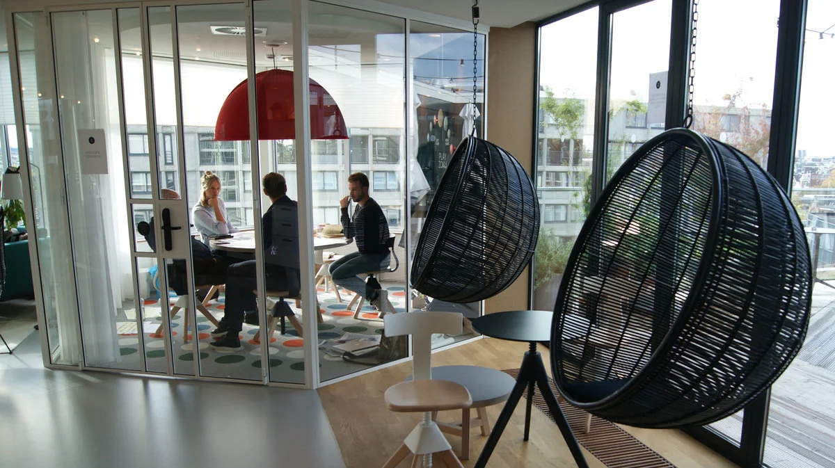 Meeting area at Zoku, Amsterdam, a place that offers flexible living/working hybrid apartments