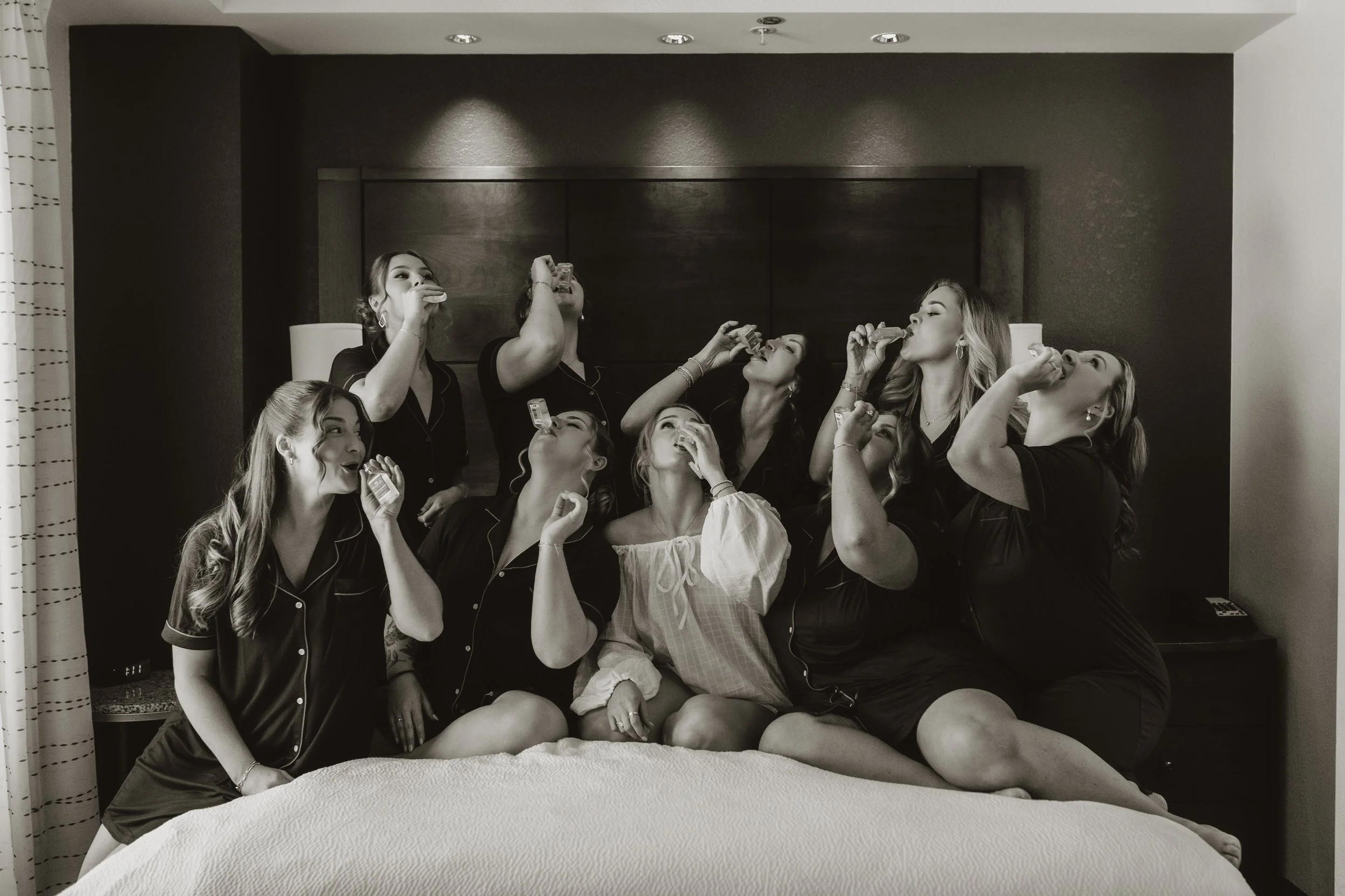 Maine &amp; NH Wedding Photographer | Why Getting Ready With Your People Matters More Than Where You Do It