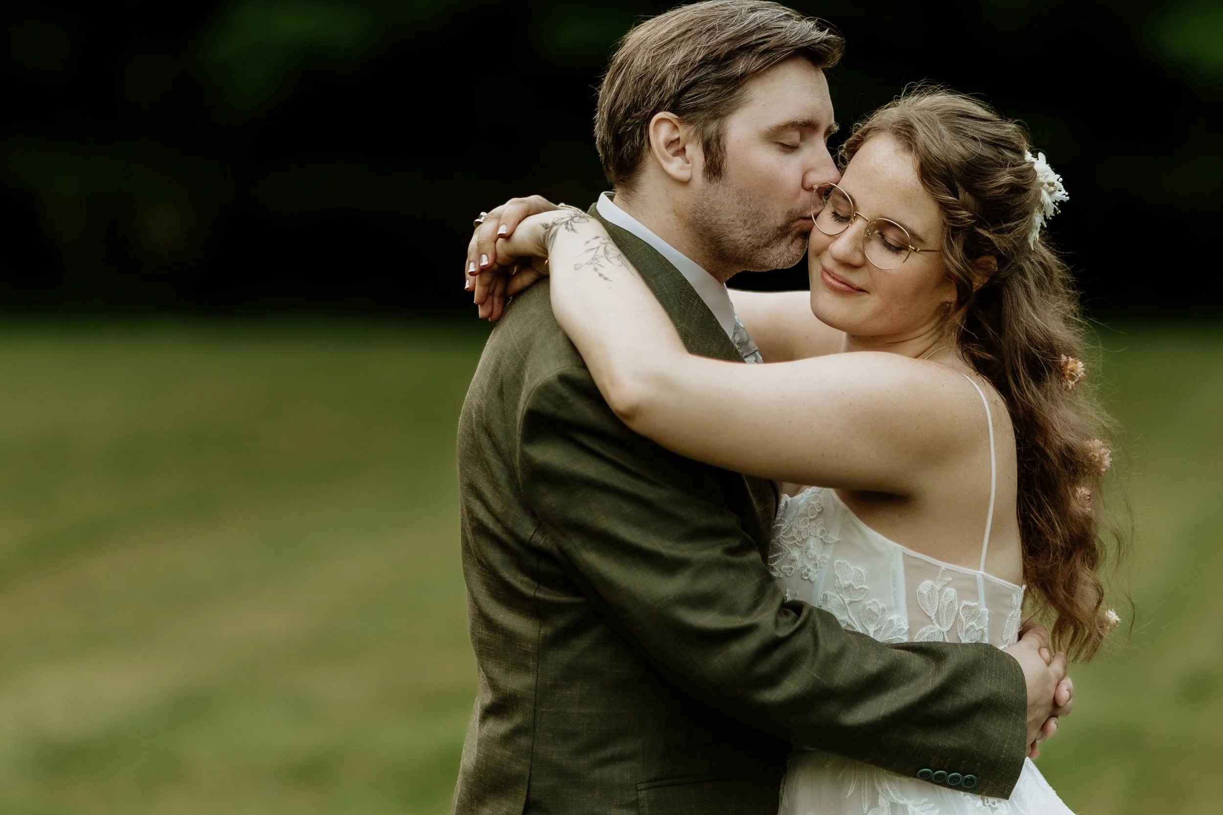 Meghan &amp; Alex's How to Train Your Dragon Wedding at Estate at Seven Elms | Lebanon, Maine Wedding Photographer