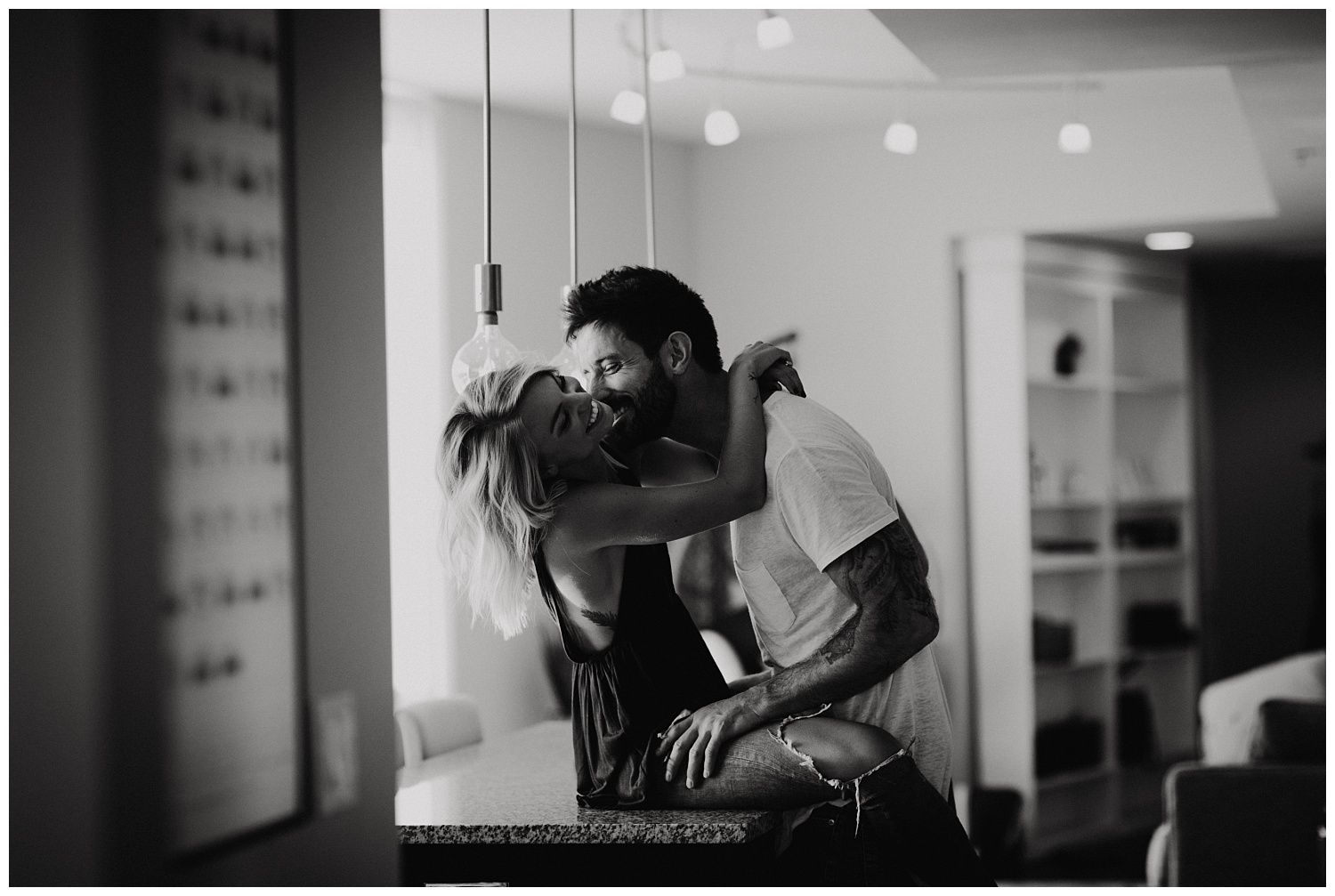 Intimate-Lifestyle-Engagement-Session_3405.jpg