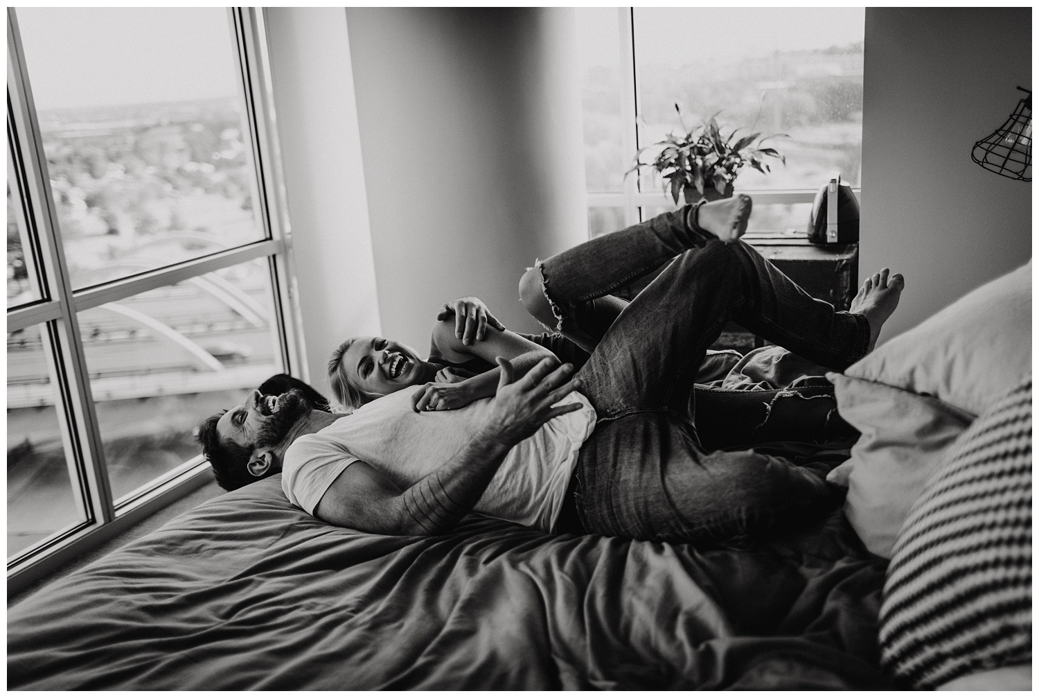 Intimate-Lifestyle-Engagement-Session_3436.jpg