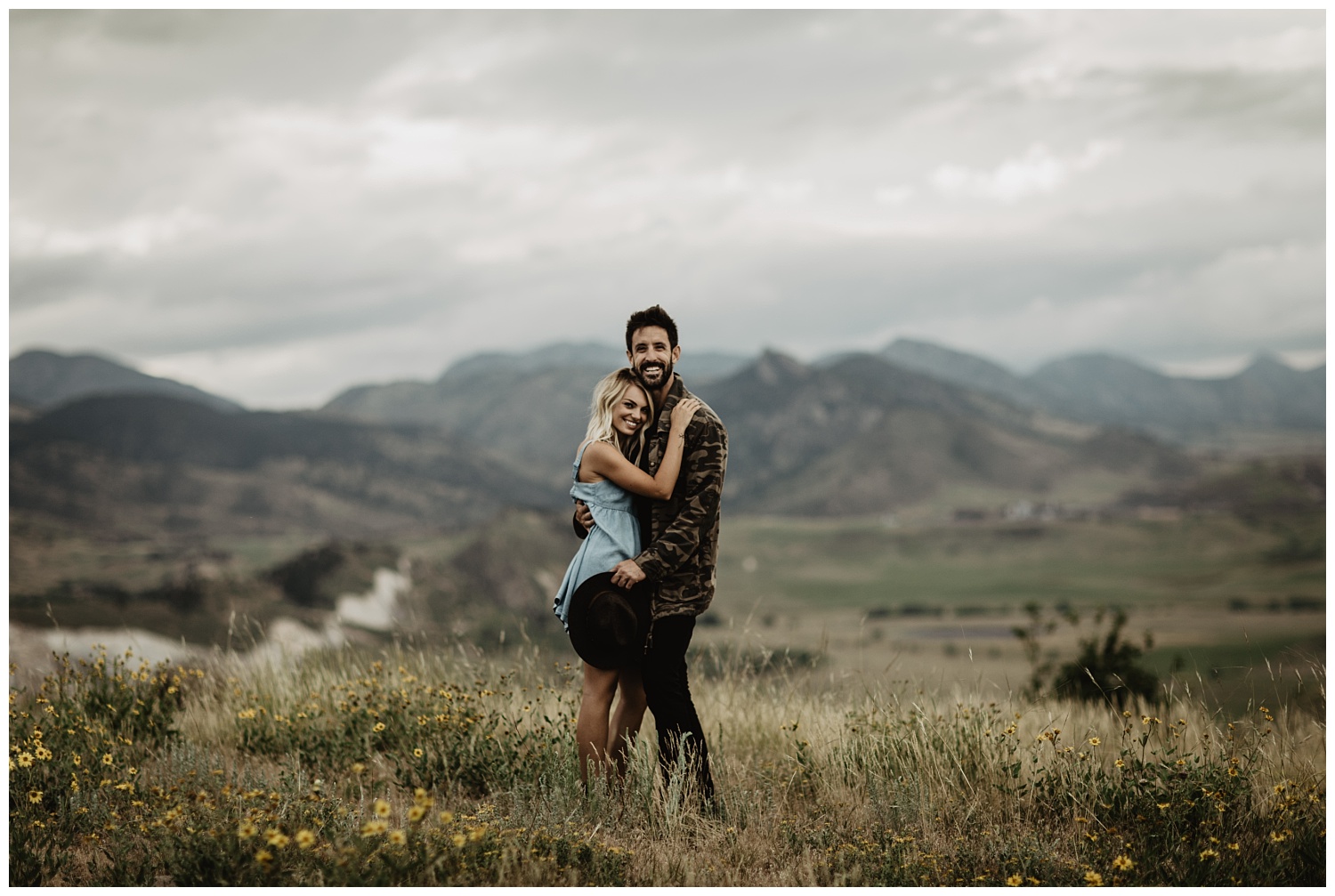 Intimate-Lifestyle-Engagement-Session_3449.jpg