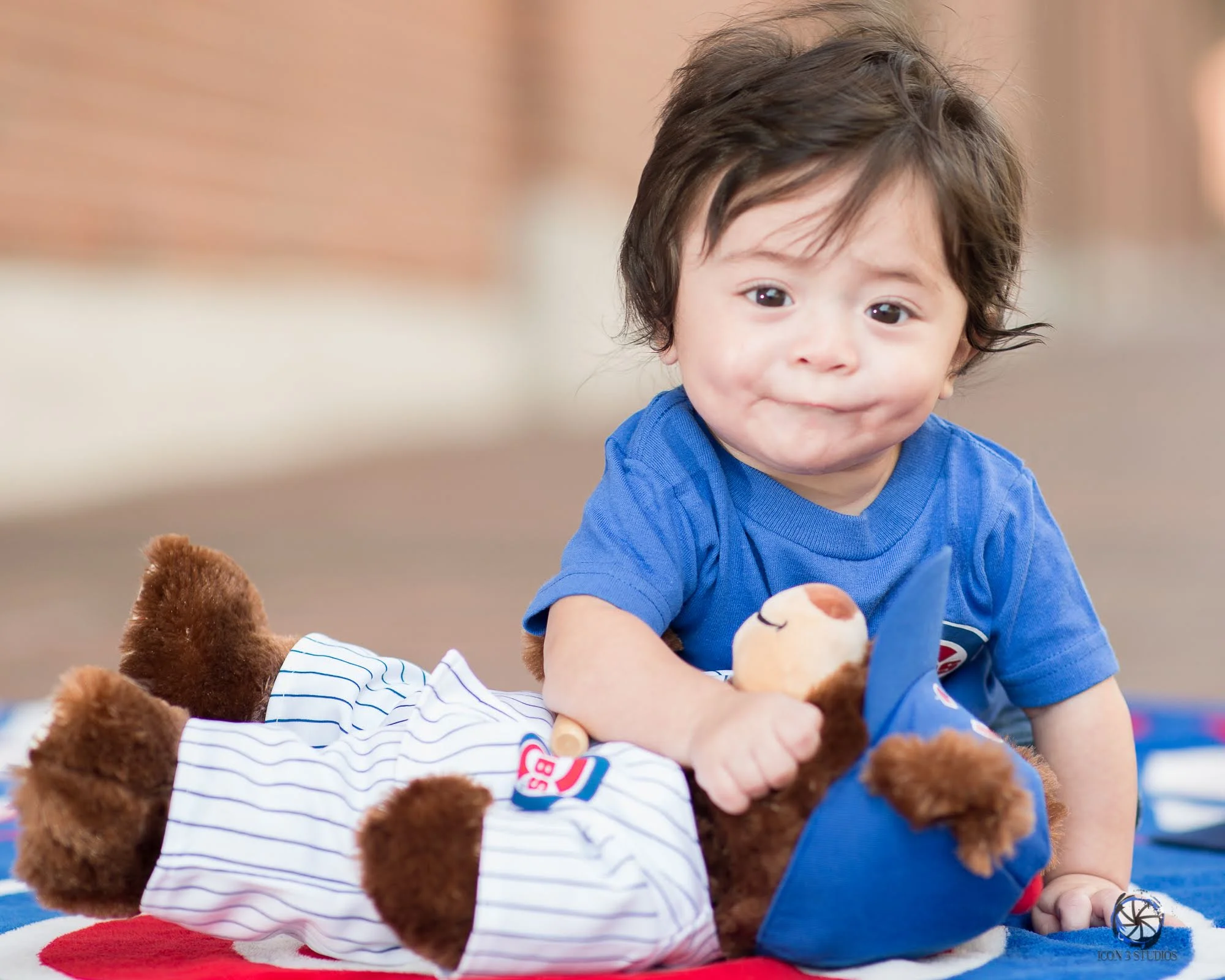We provide newborn photos to capture the essence of pure innocence.