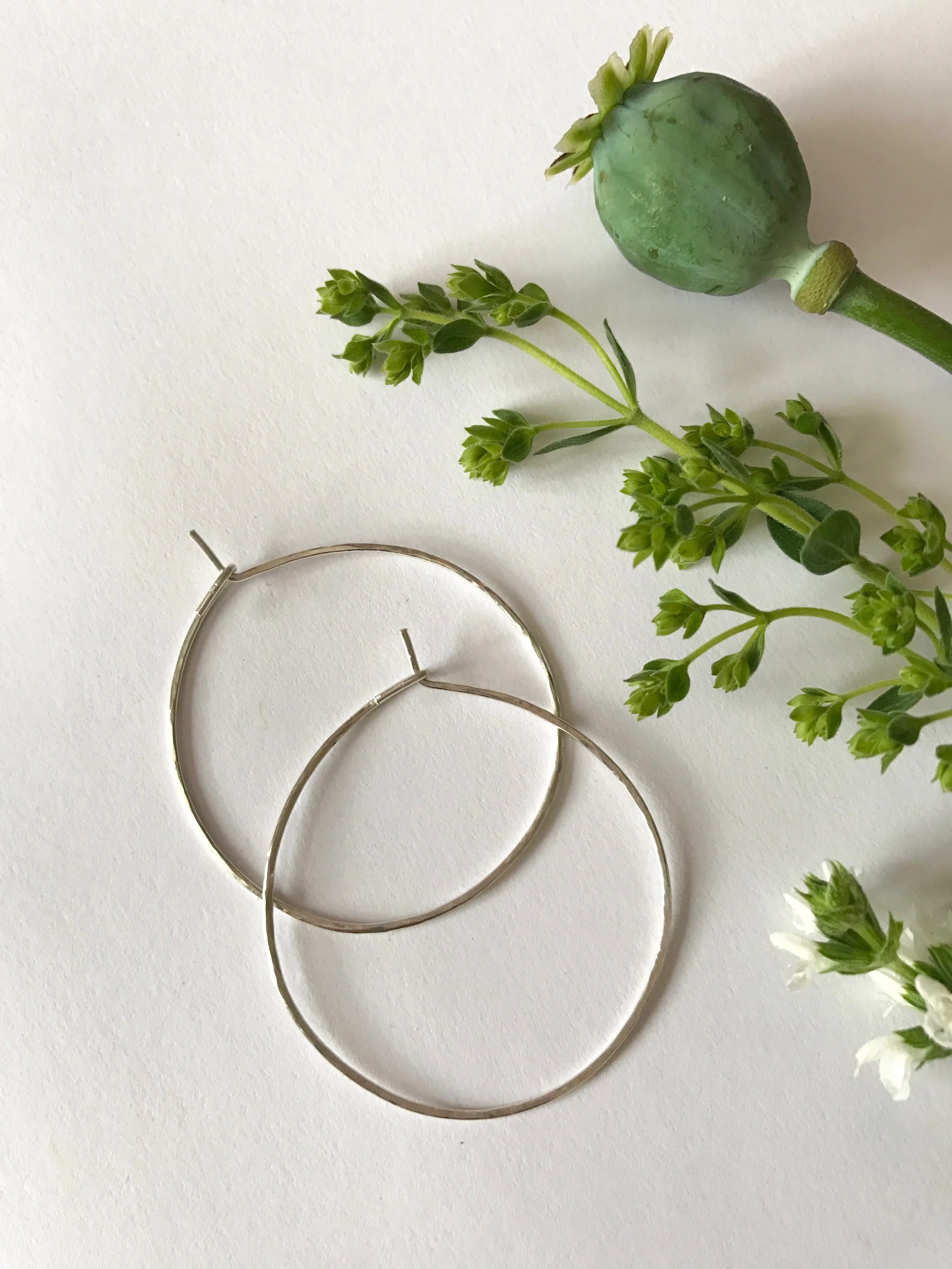 silver_hoops_orchhajewels03.jpg