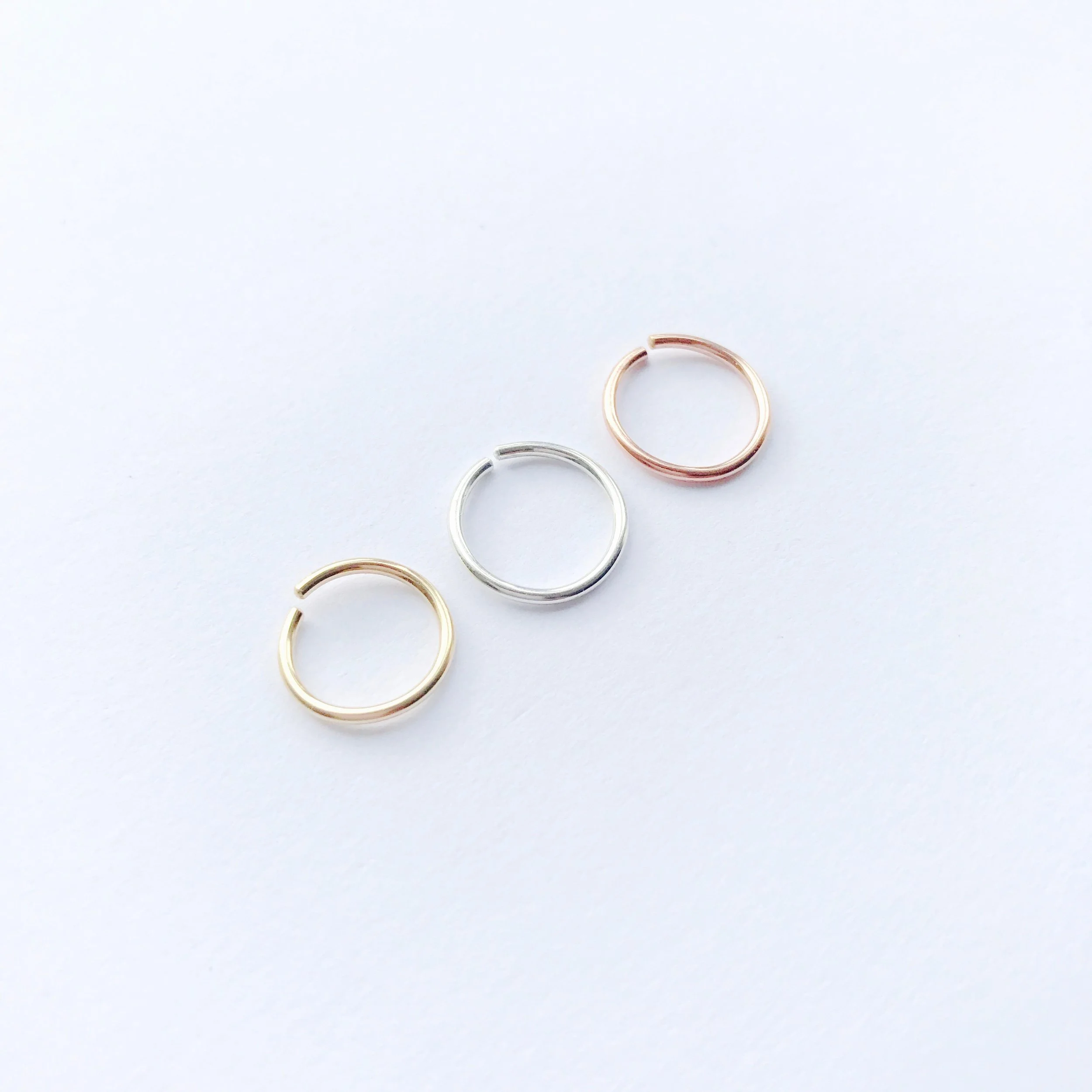 Orchha_Jewels_cartilage_earring01.jpg