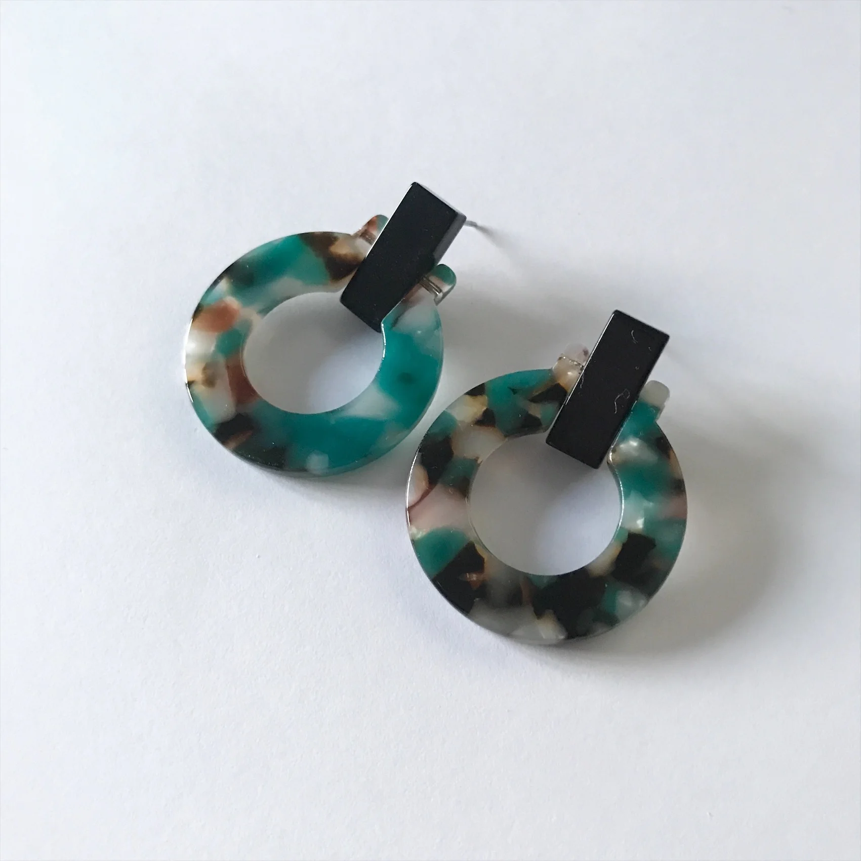 KO_EARRINGS3.jpg