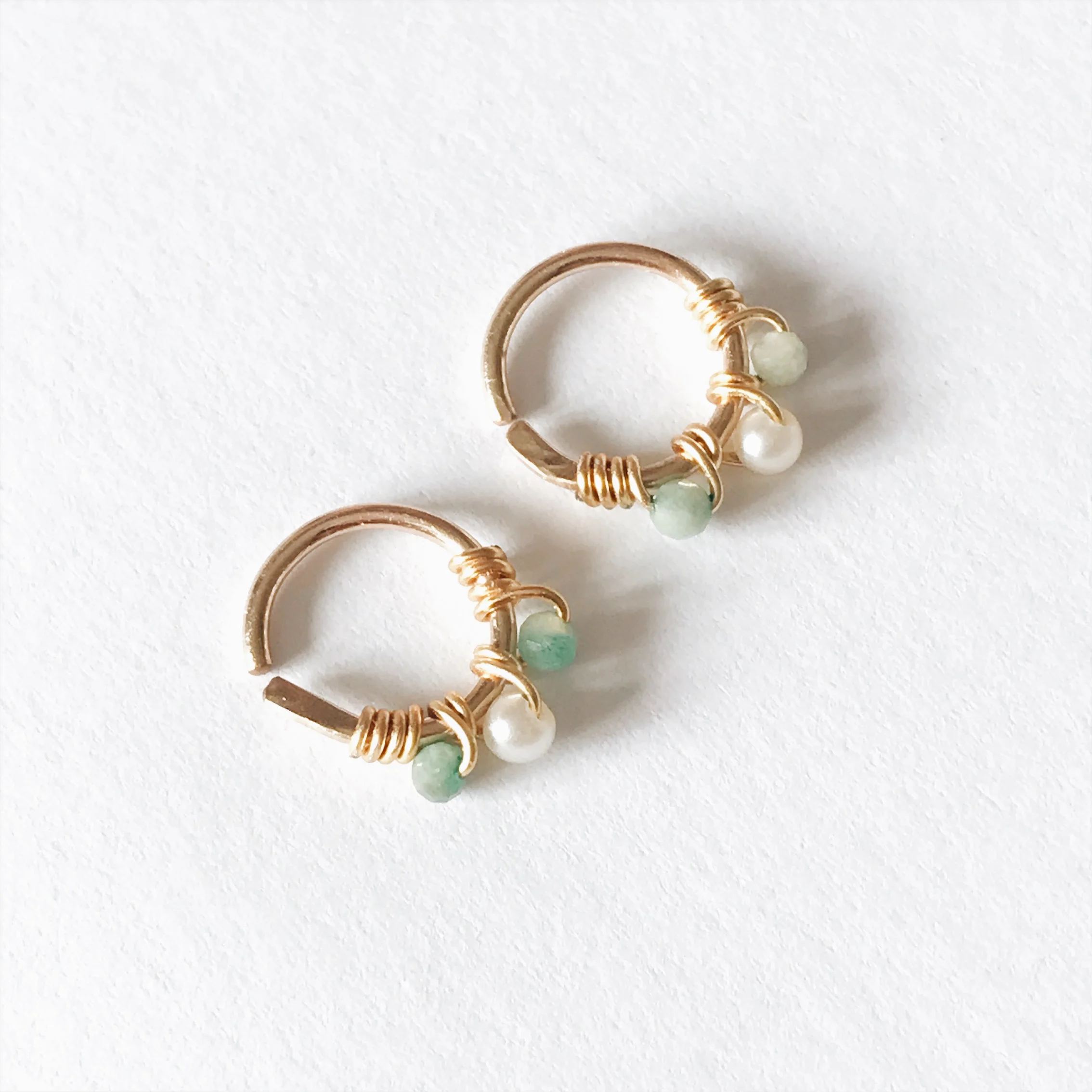 Pearl_amazonite_hoop 04.jpg