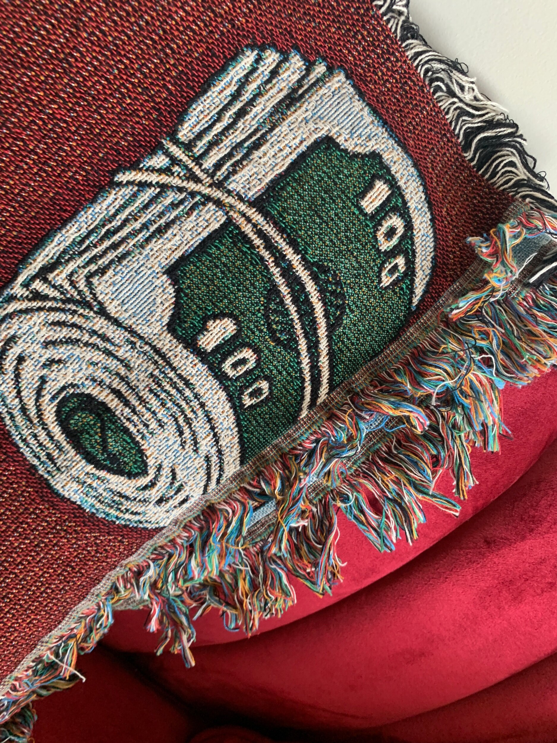 9CBCEE5E-1EE2-4AAF-A6BB-8481BB6A4C8F