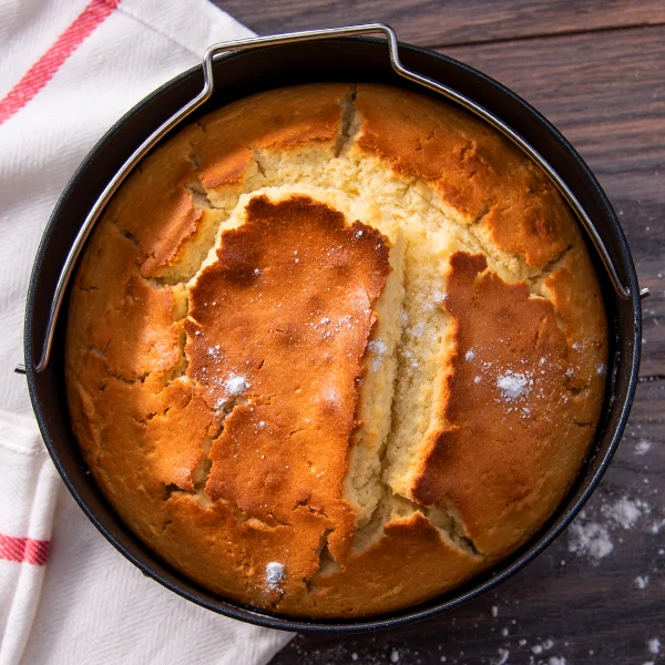 Cake Pan Great for baking cakes, breads, and quiches.