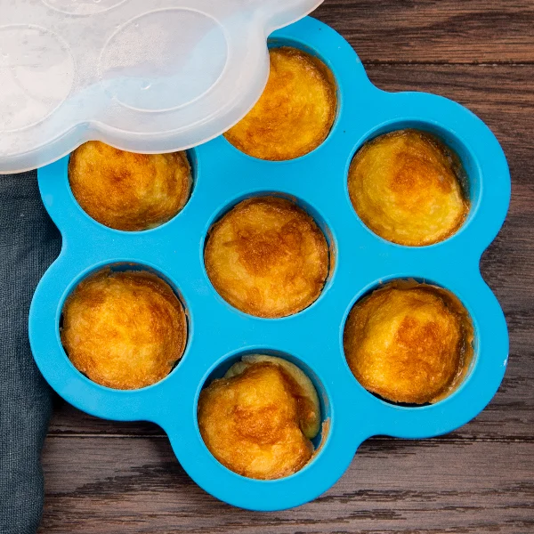 Egg Bites Mold Perfect for baking egg bites and mini muffins. The silicone lid preserves freshness while stored in a refrigerator.