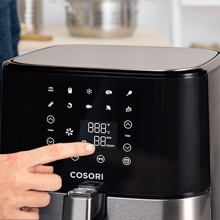 One-Touch LCD Panel You make the selection, and the machine takes care of the calculations. Choose between 9 presets for simple cooking.