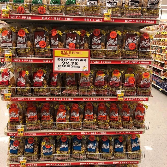 Ingle&rsquo;s Supermarkets - Sweetwater, TN knows how to sell pork rinds.  Love these displays that Wilcox Marketing keeps looking so fantastic.  #wilcoxmarketing #porkrinds #ingles #inglessupermarkets #christmas #christmasparties #party #bogofree