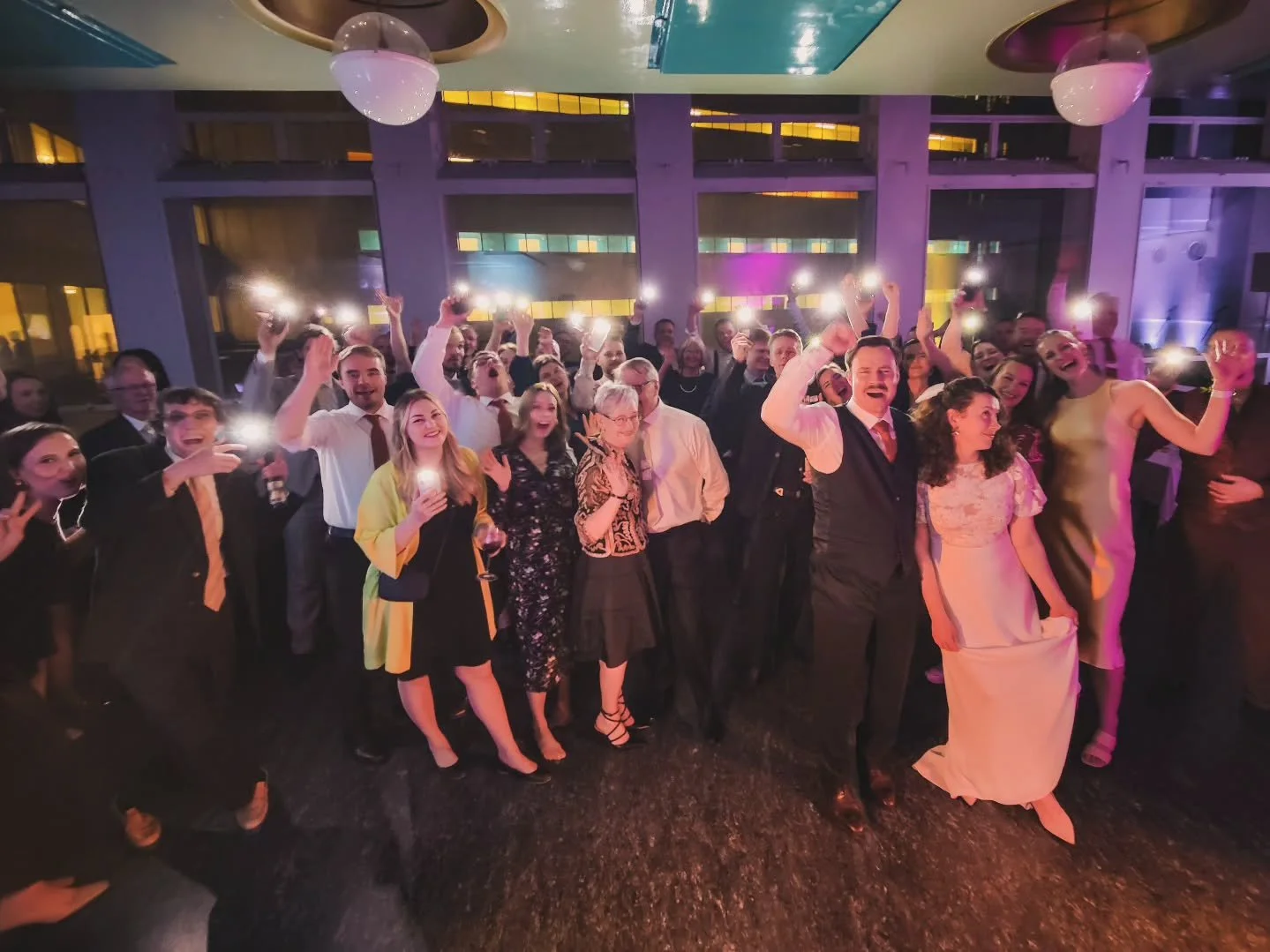 Paimion parantolassa oli mukavat juhlat! Onnea viel&auml; Anna ja Hannes!

#stageaddicts #stageaddictsduo #paimionparantola #paimio #h&auml;&auml;t #h&auml;&auml;b&auml;ndi