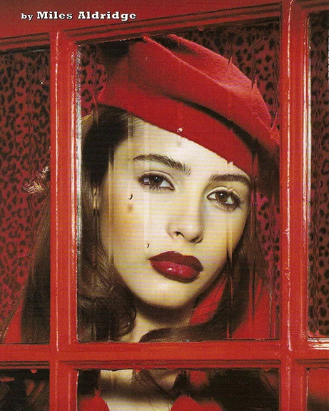 Vogue Italia : 2004 : Photographer : Miles Alridge