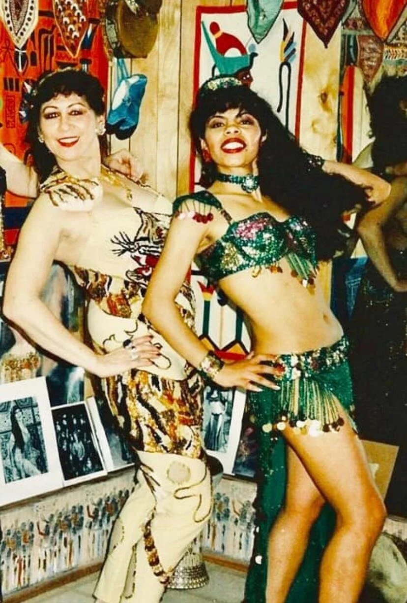 Masrah Masriya at Amina's