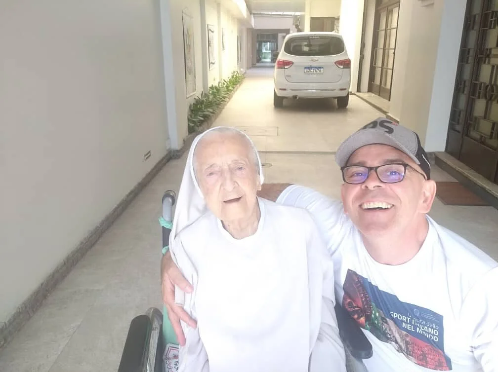 Sister Inah Canabarro Lucas - the oldest person in the world- has died. We are grateful to her, to her caretakers, and to Angelo Bos, who introduced us to her. Sister Inah, who was 116 years and 326 days of age, was blessed by Pope Francis in 2018. S