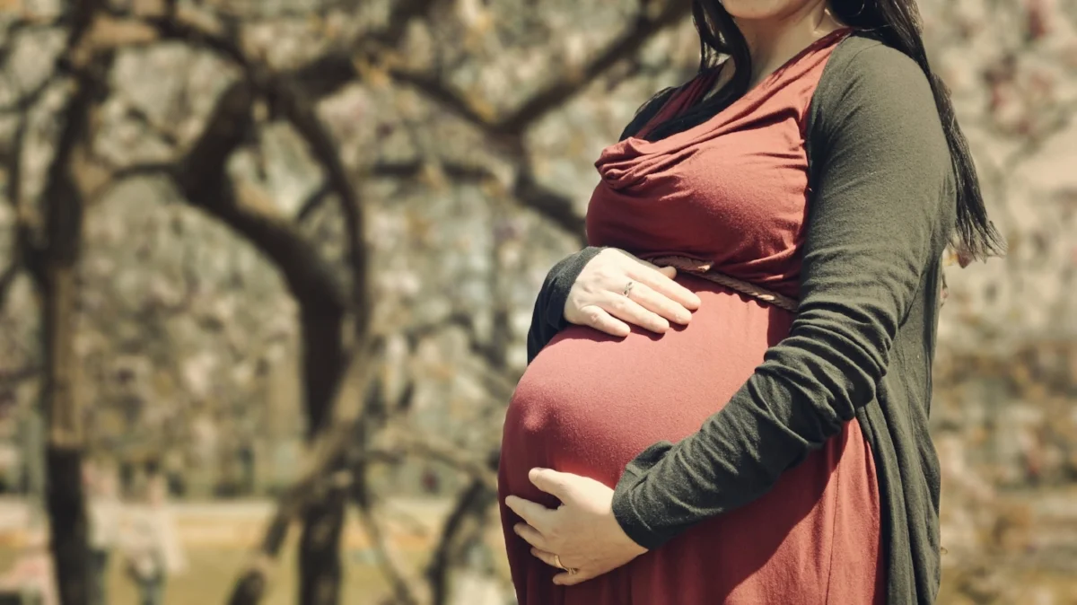 Ask Jennifer! What is the difference between a gestational surrogate and a traditional surrogate?