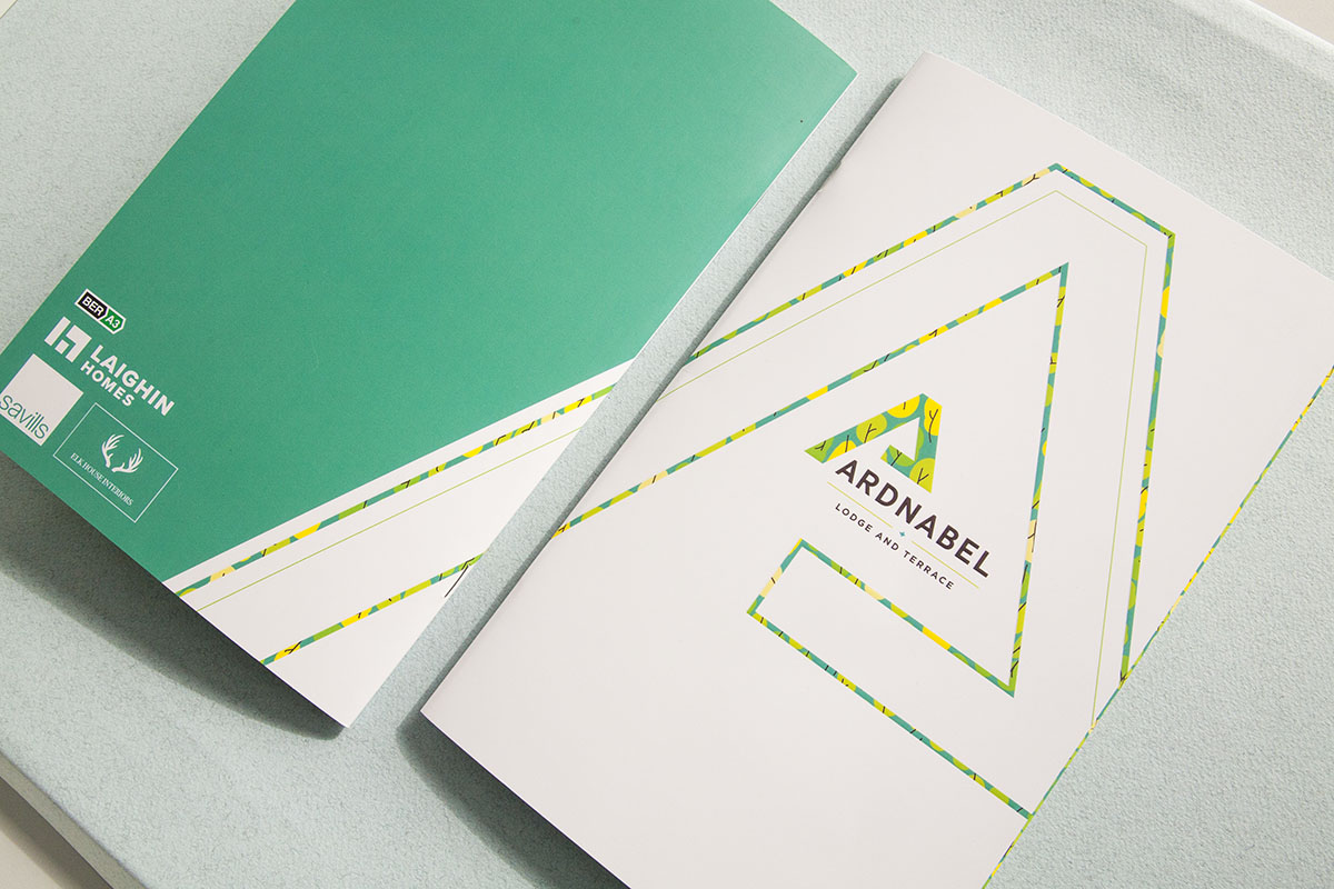 brochure 01.jpg