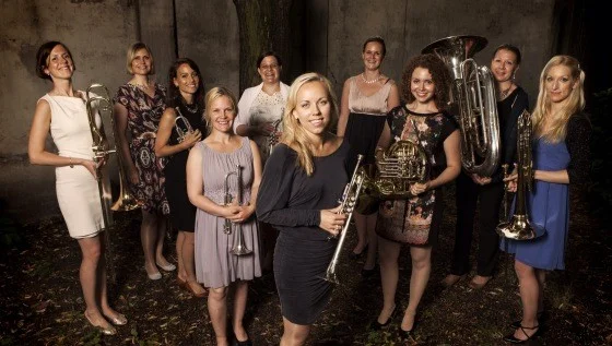 tenThing, All-Female, All-Norwegian, All-Brass!
