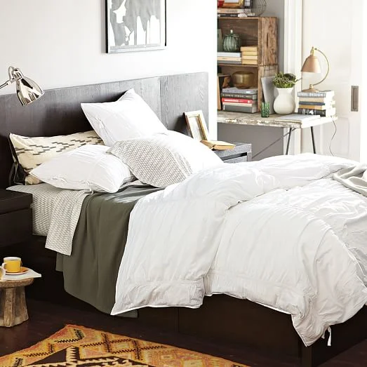 bed west elm.jpg