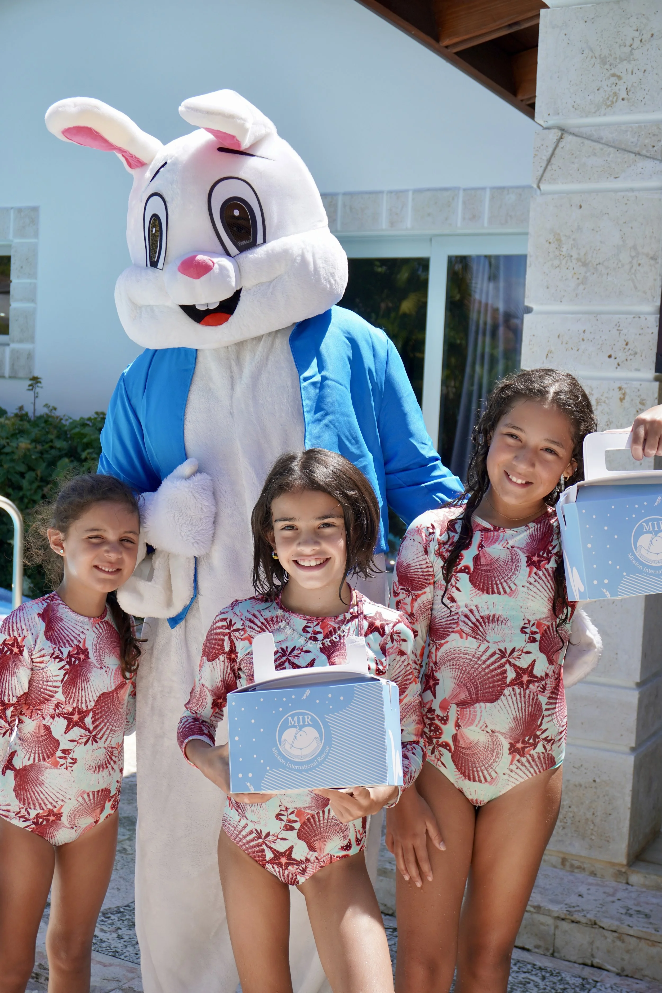 SWEETS &amp; TREATS 2026