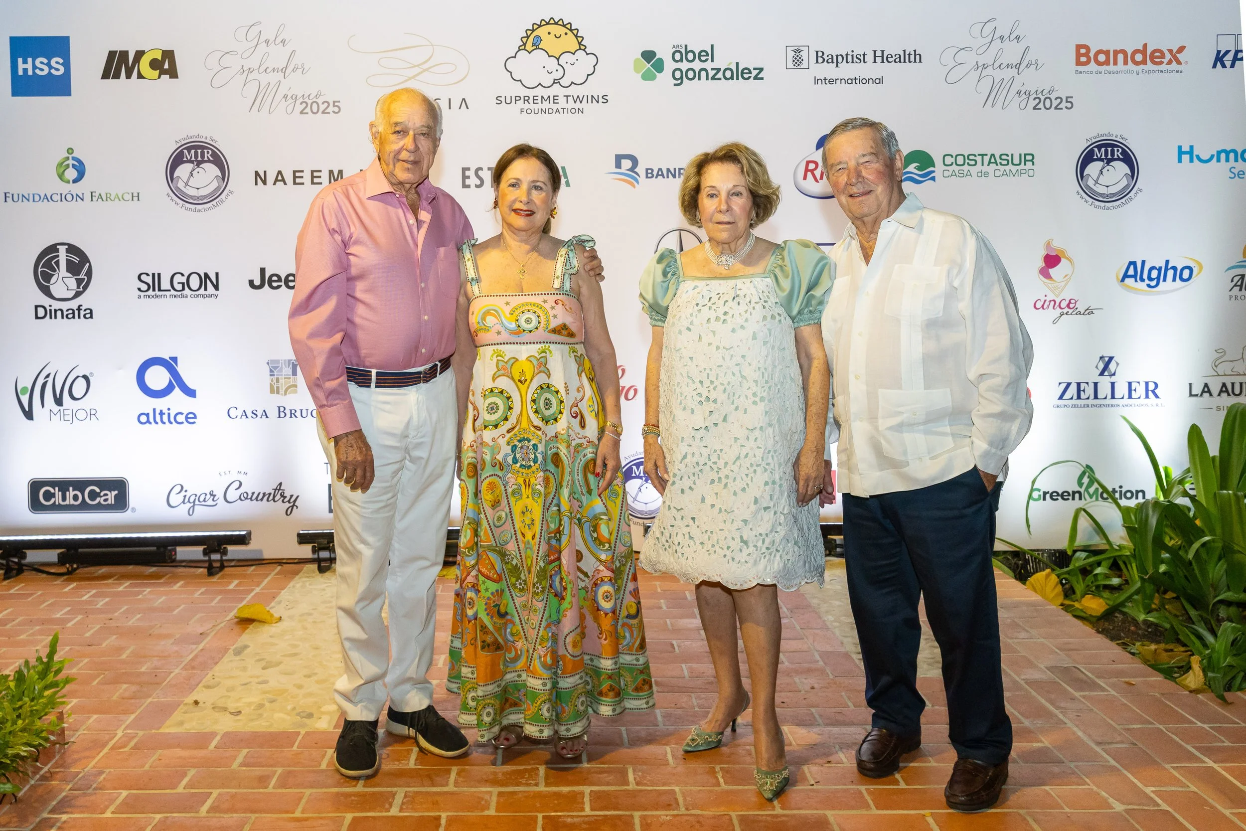 Alvaro Silva, Gloria Silva, Lillian Arguelles, Fernando Arguelles.jpg
