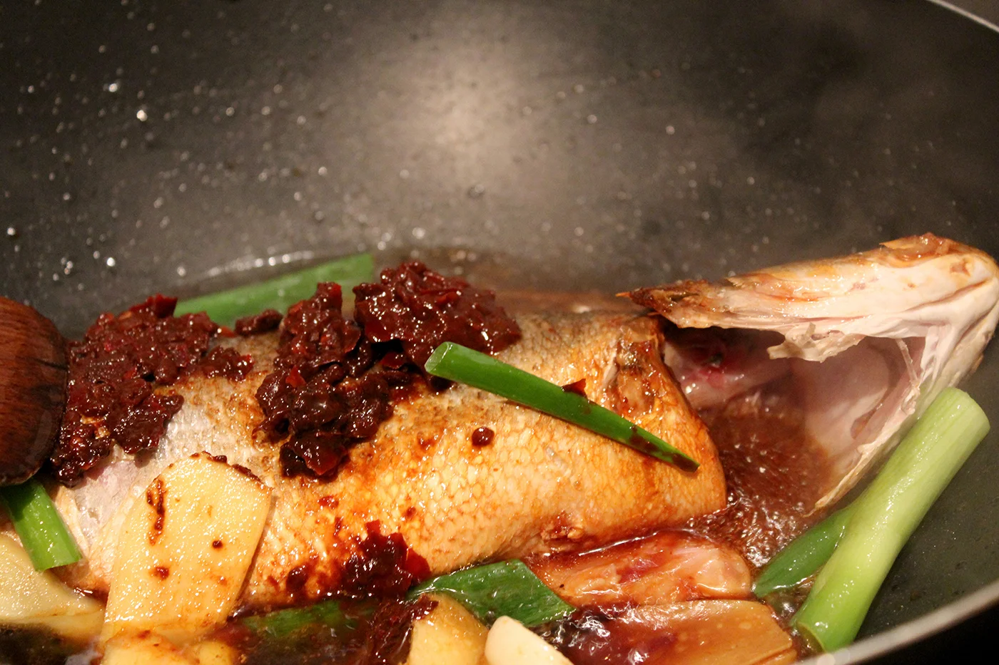hotbeansauce_fish_13.jpg