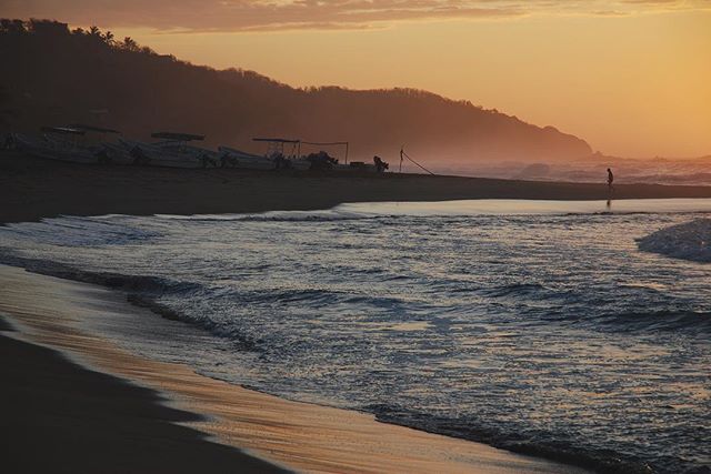 Catching the Sunset in San Antollio, Mexico at a bay known to be a Surfers Hub 🏄