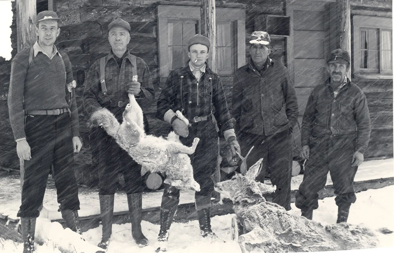 MY GREAT GRANDFATHER {second from left}, MY GRANDFATHER {third from left} AND BUDDIES