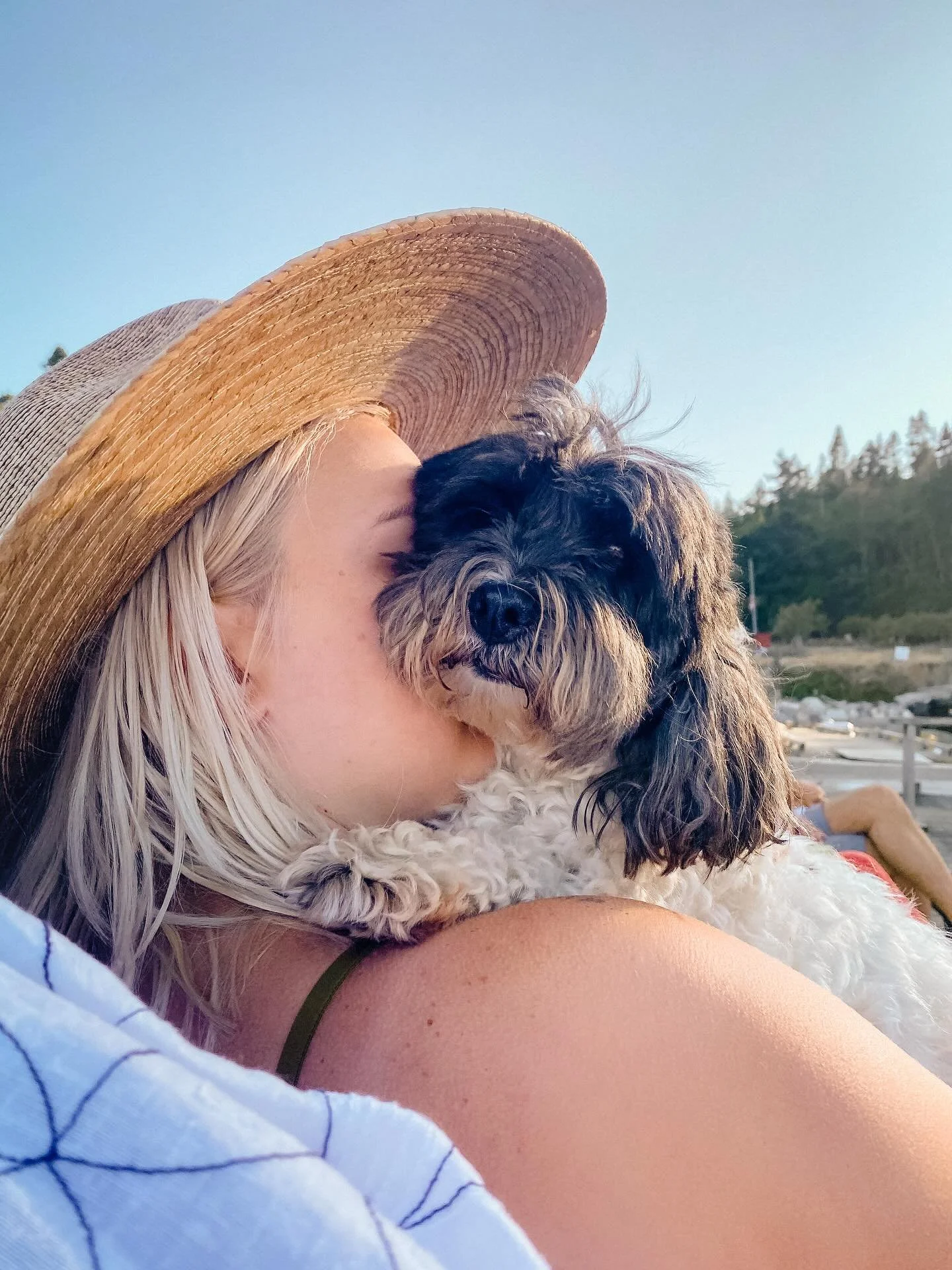 TW: Loss of a pet

This morning we said goodbye to the bestest boy I&rsquo;ve ever known. To say we are distraught is an understatement. This has been the worst day of our lives. I feel like I can&rsquo;t breathe. 

For those of you who don&rsquo;t k