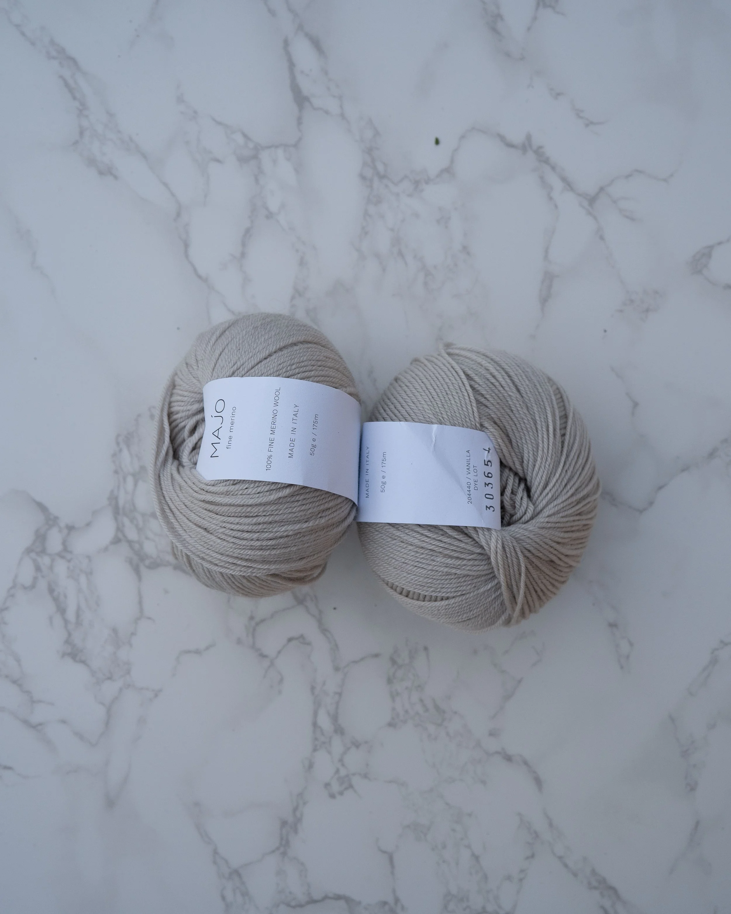 Majo Garn Fine Merino in Vanilla (2 balls)