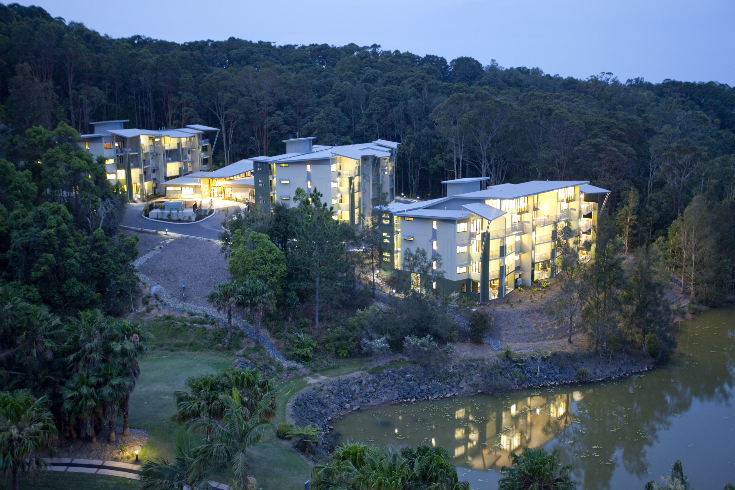 Tree-Tops-Pacific-Bay-Resort-guymer-bailey-11.jpg