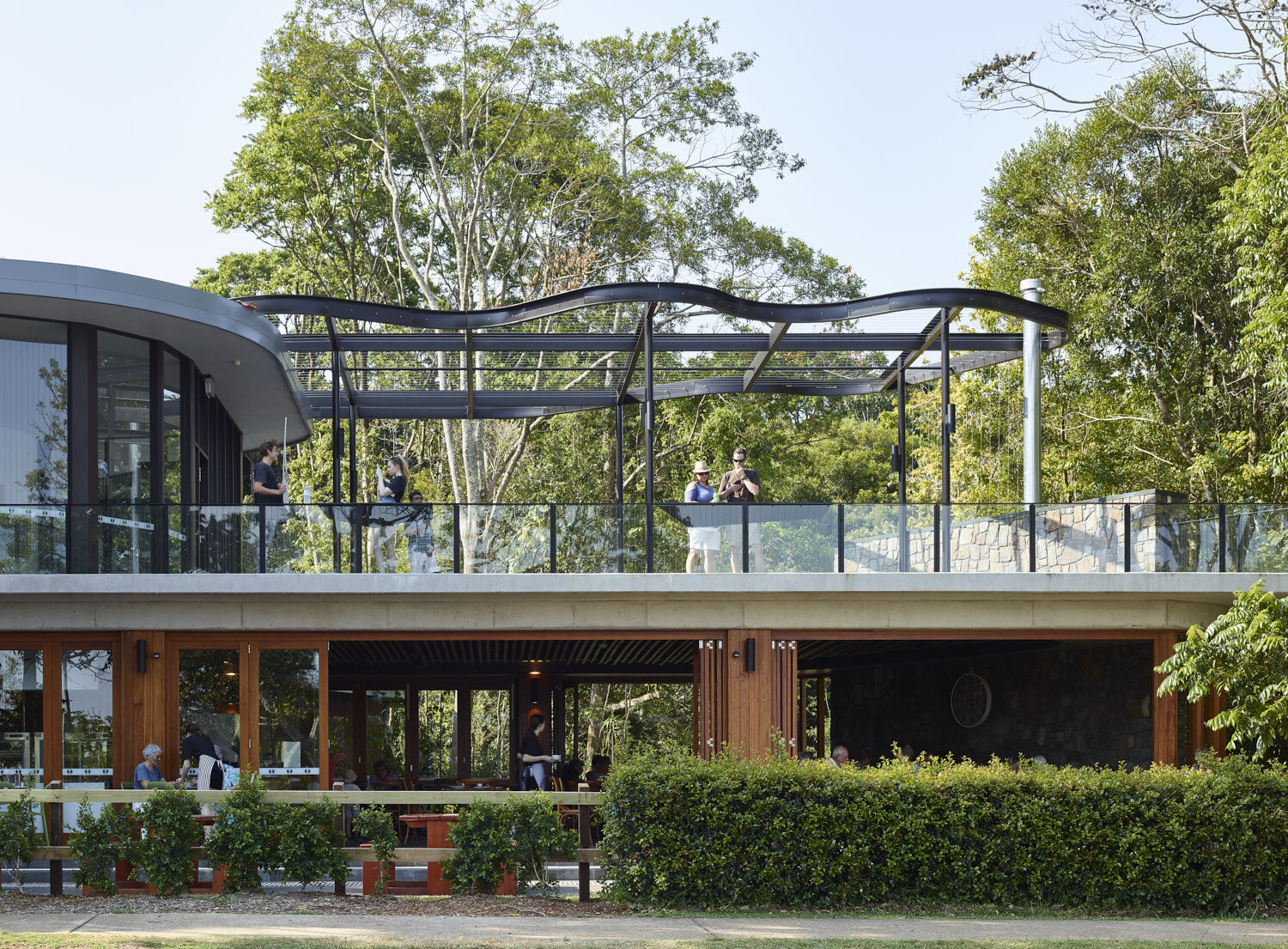Mary Cairncross Visitor Centre by Guymer Bailey + Norman Richard