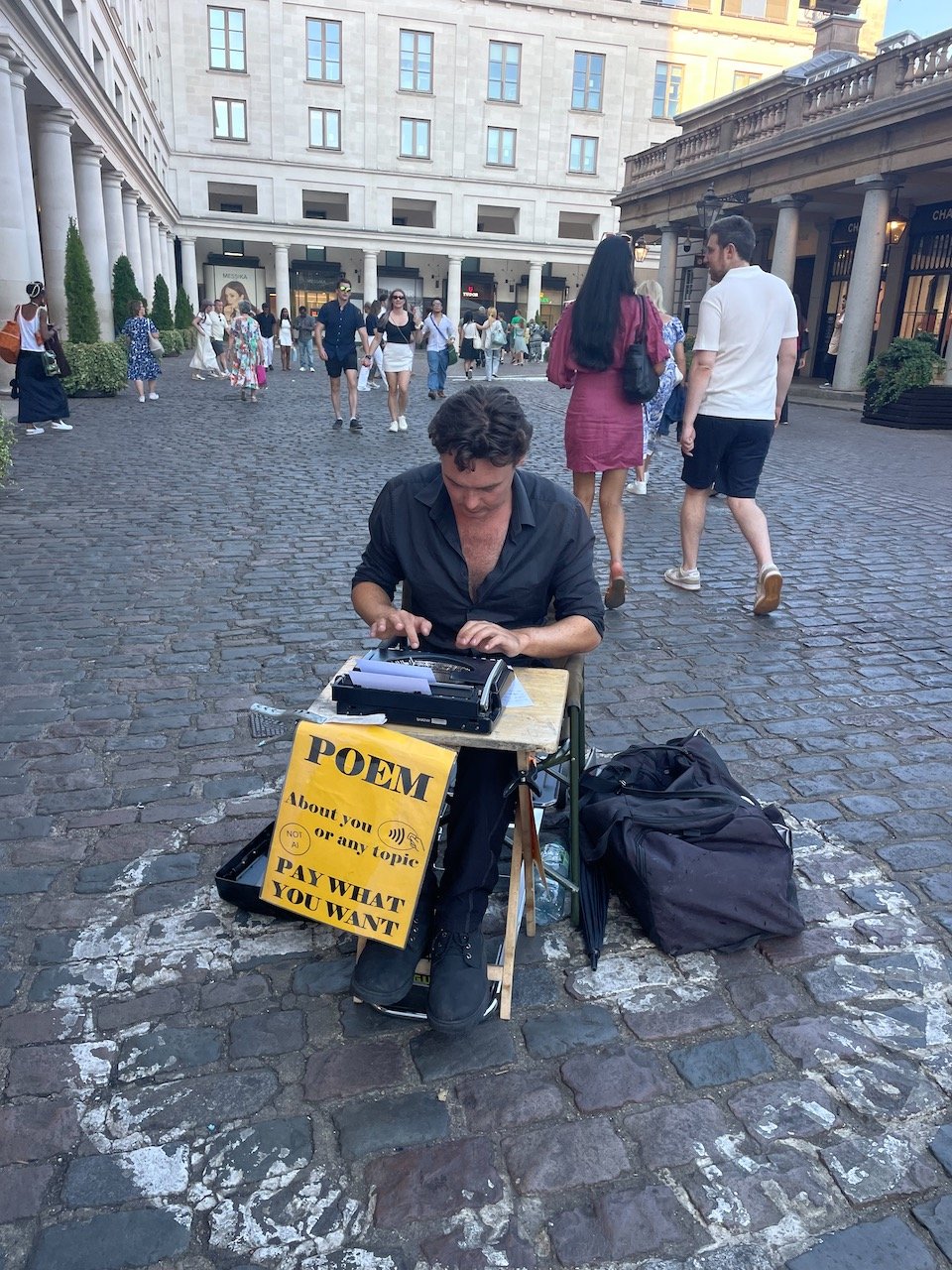 London - Pods, Poets, Puppets, Paddy and Portraits